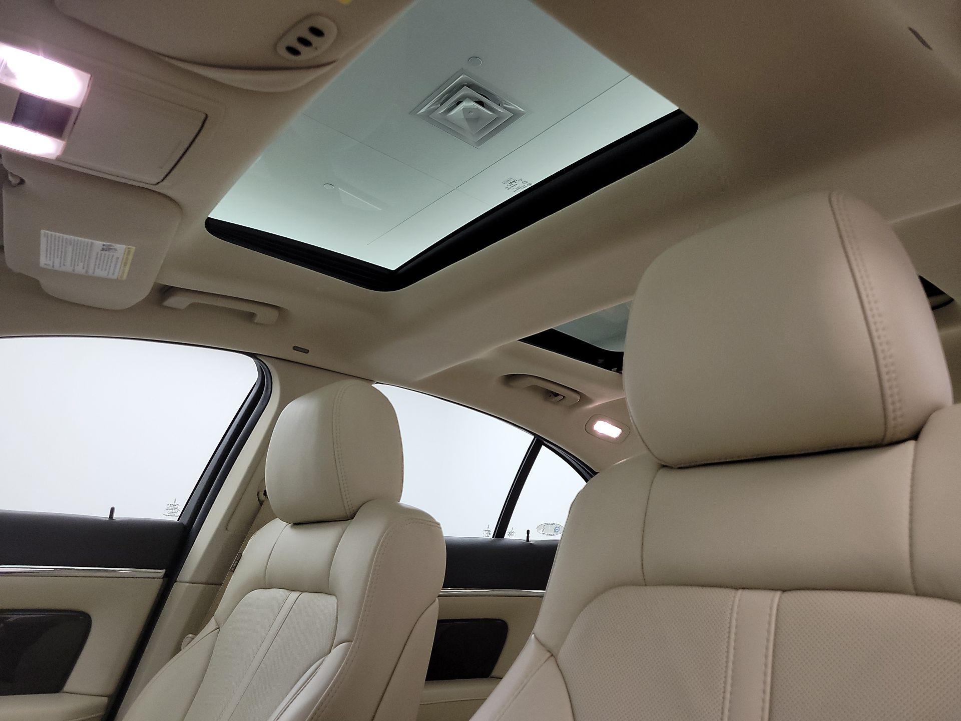 Thumbnail: 2015 Lincoln MKS - 19