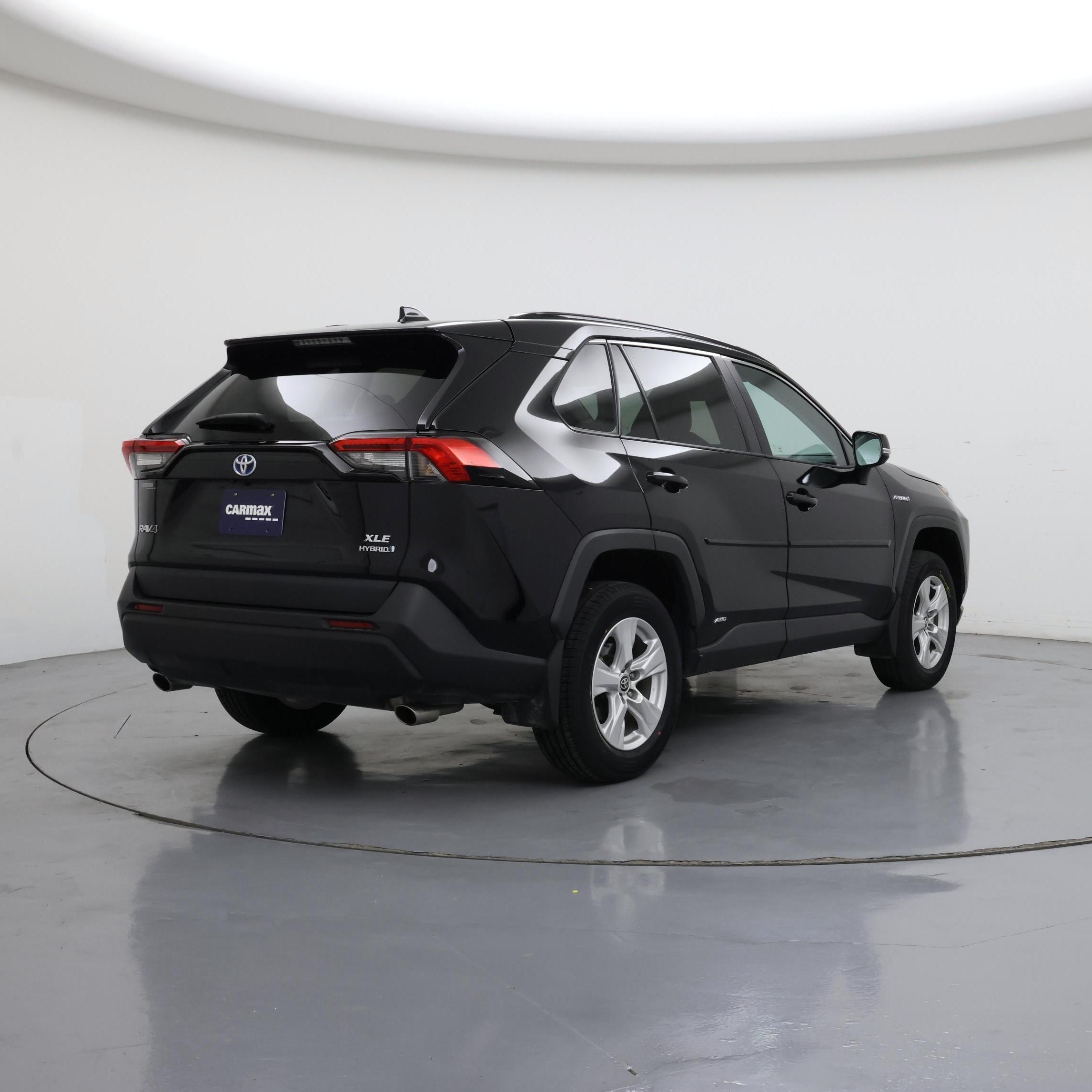 Thumbnail: 2021 Toyota RAV4 - 8