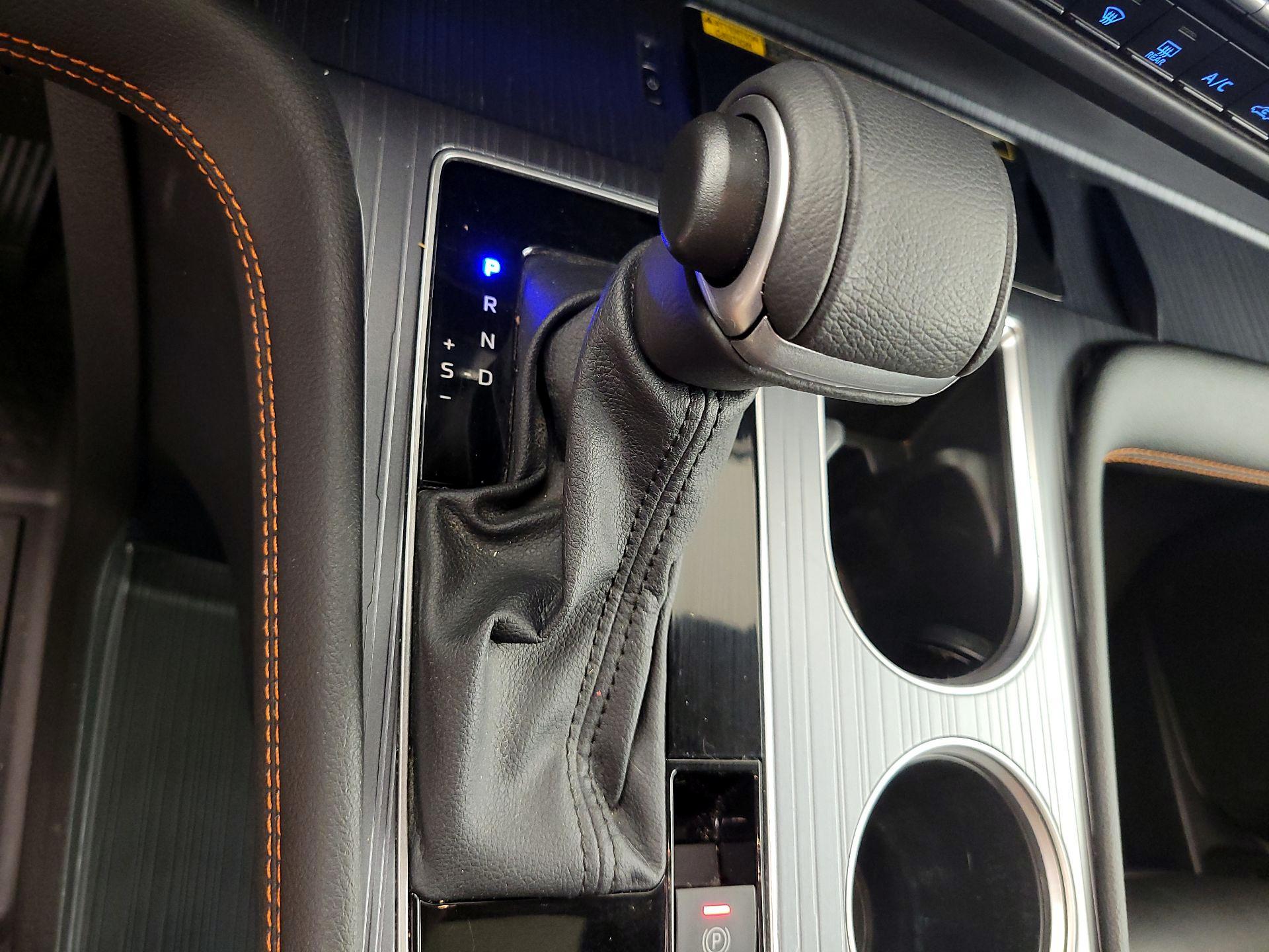 Thumbnail: 2024 Toyota Sienna - 18