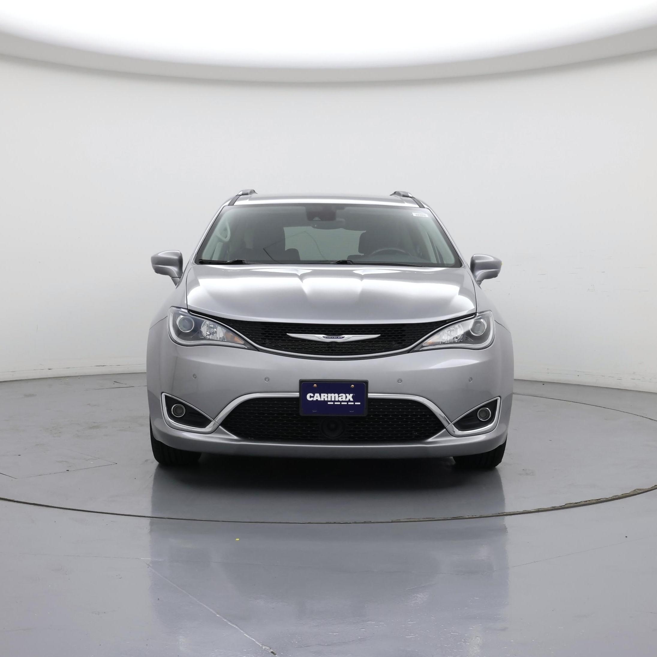 Thumbnail: 2019 Chrysler Pacifica - 5