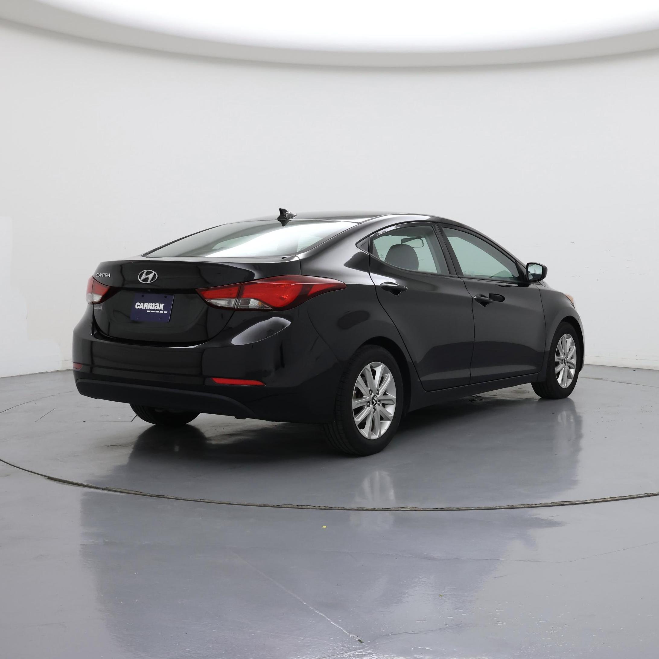 Thumbnail: 2015 Hyundai Elantra - 8