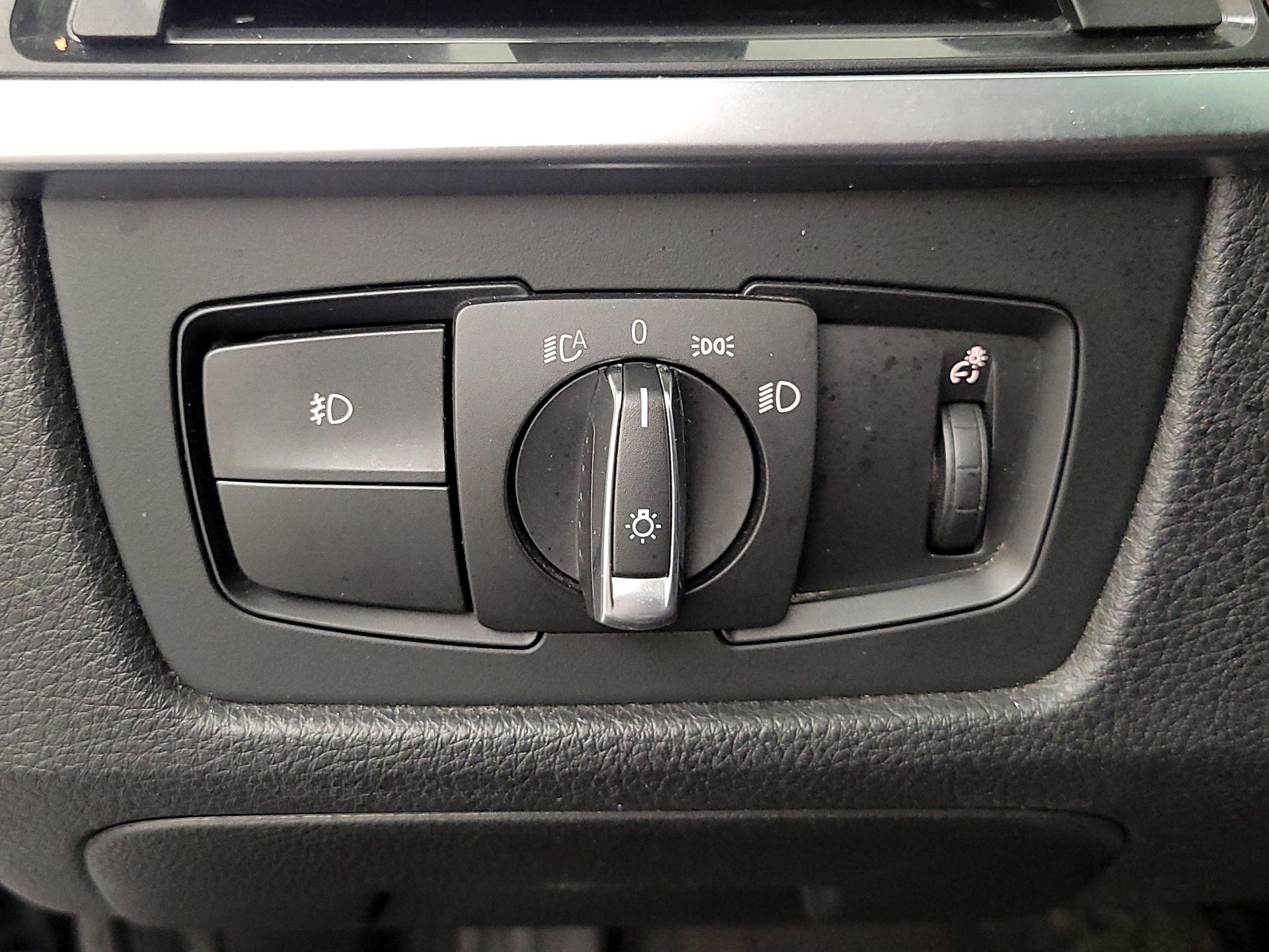 Thumbnail: 2014 BMW 3 Series - 13