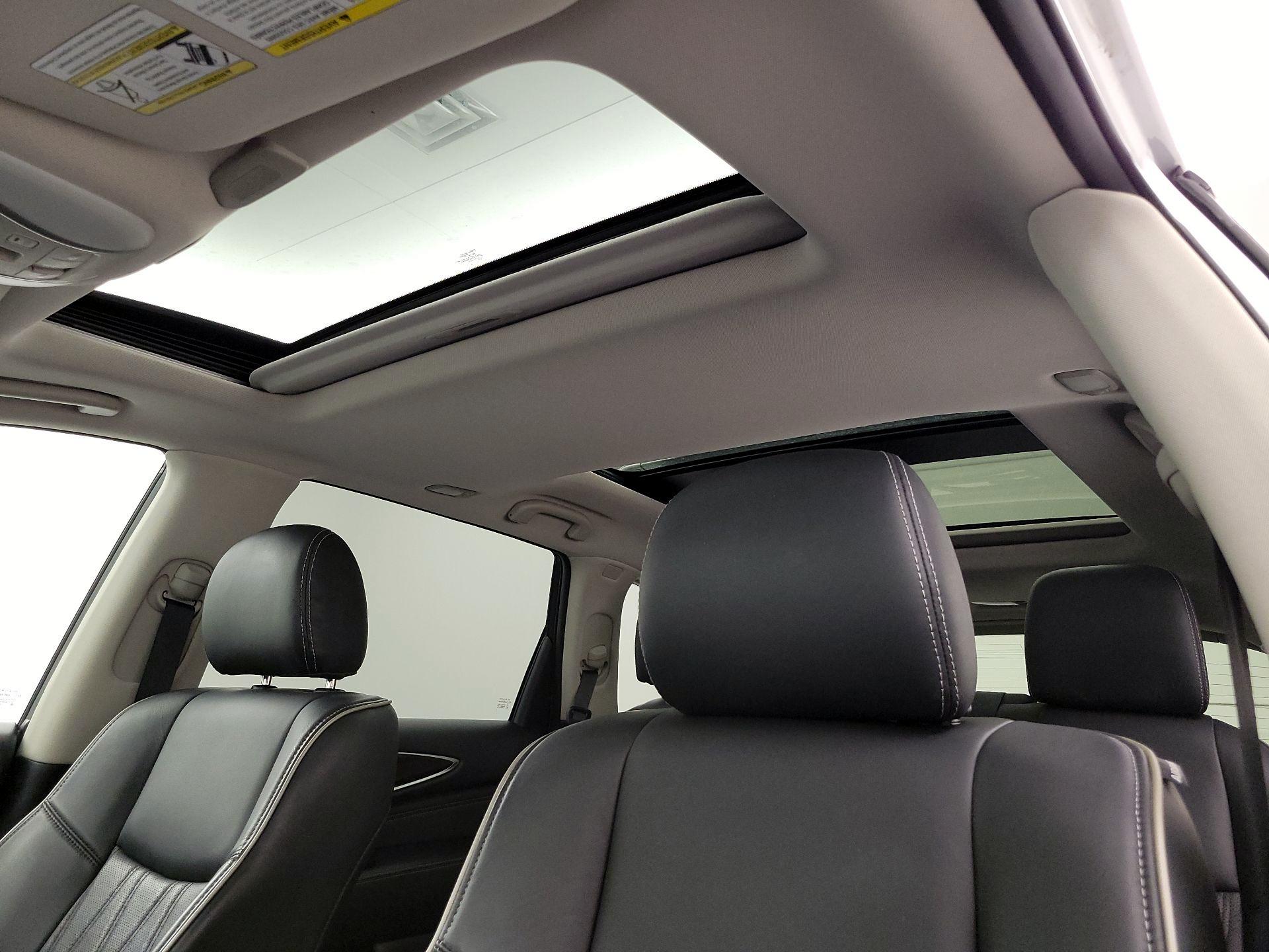 Thumbnail: 2019 INFINITI QX60 - 20
