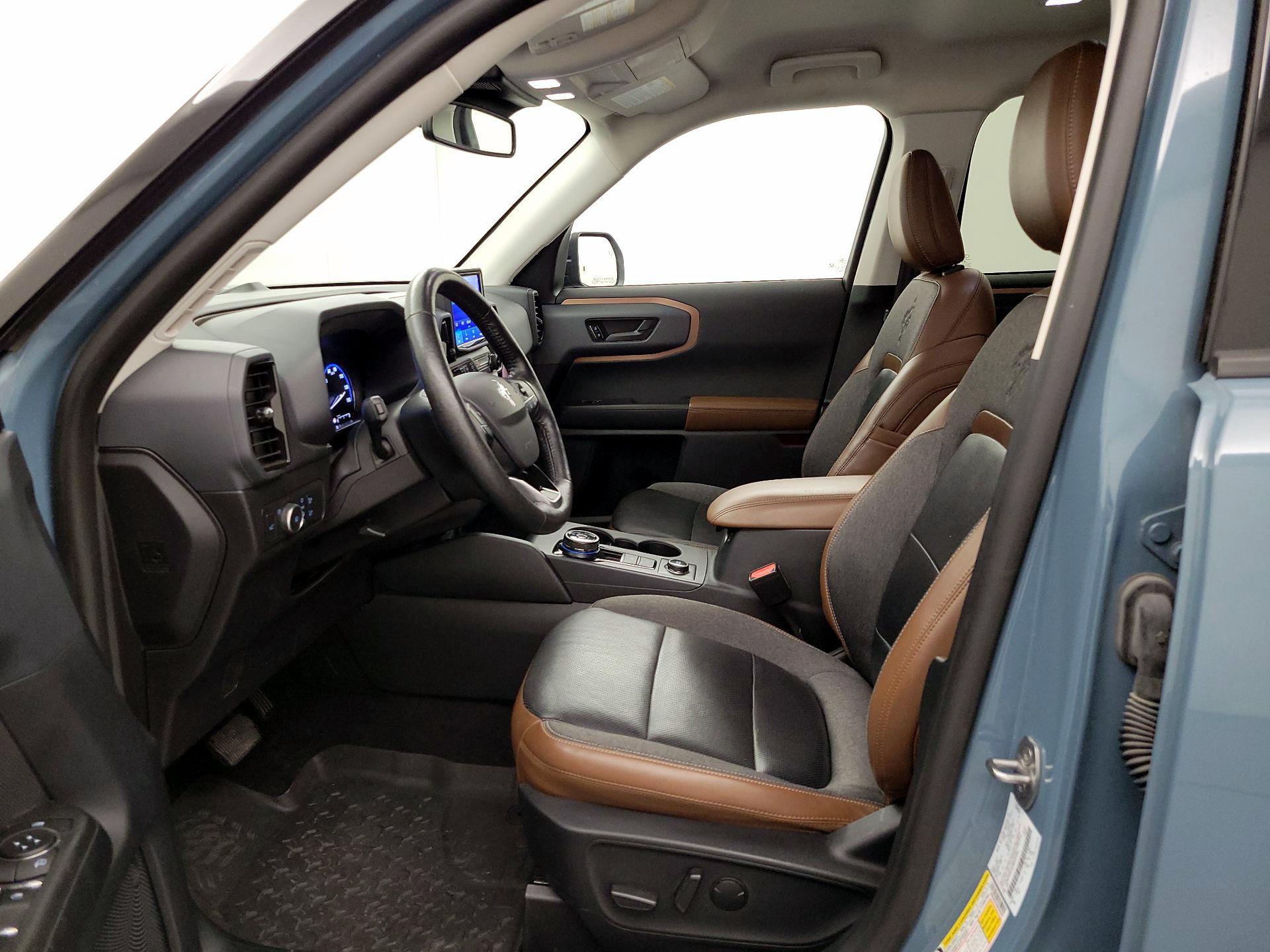 Thumbnail: 2021 Ford Bronco Sport - 11
