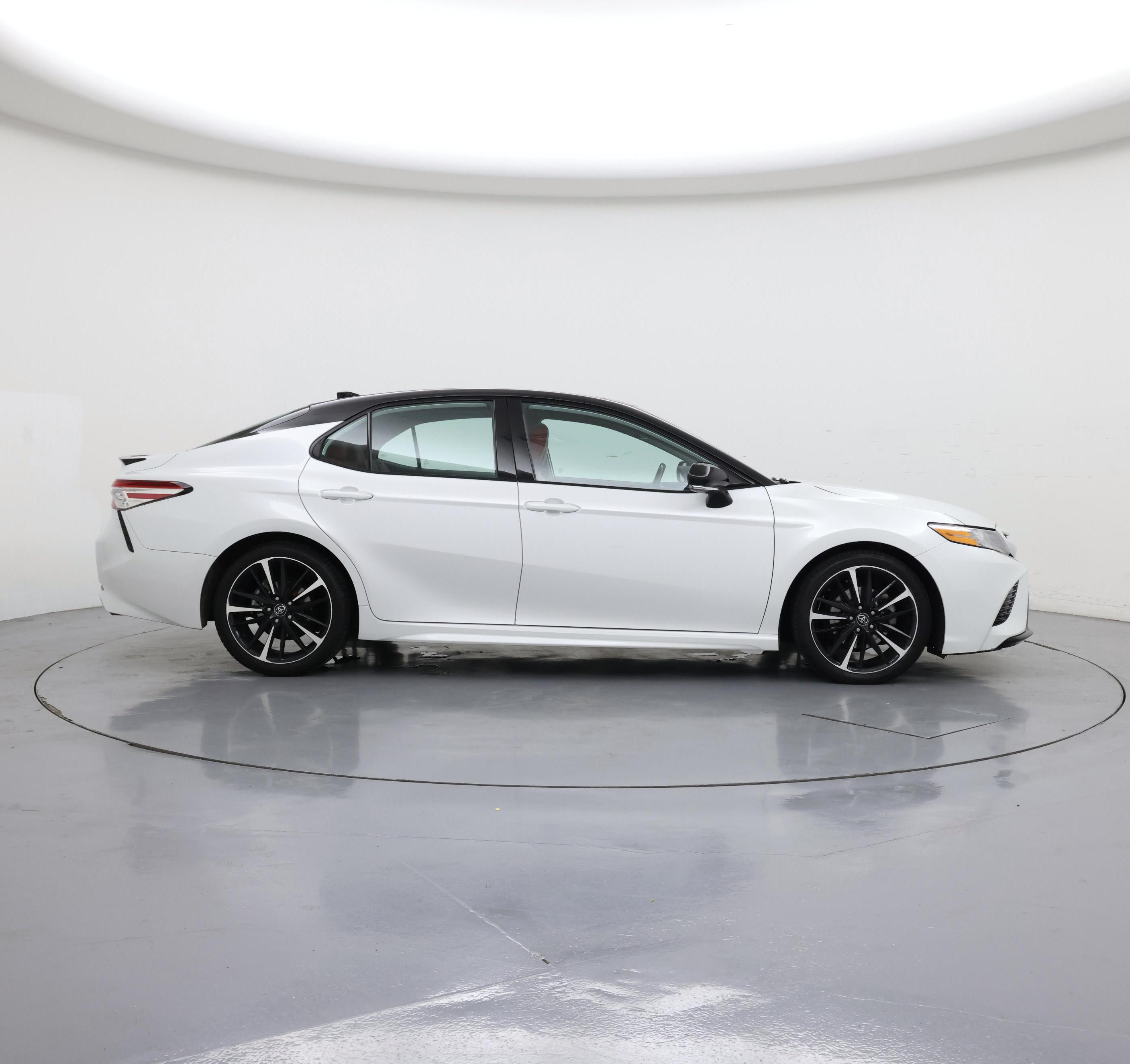 Thumbnail: 2020 Toyota Camry - 7