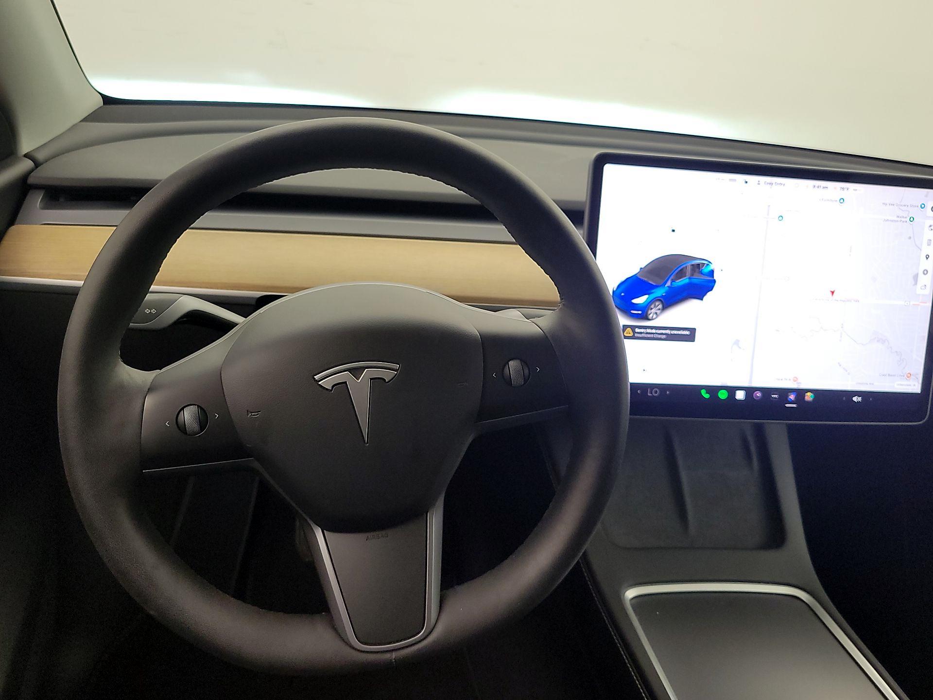 Thumbnail: 2022 Tesla Model Y - 10