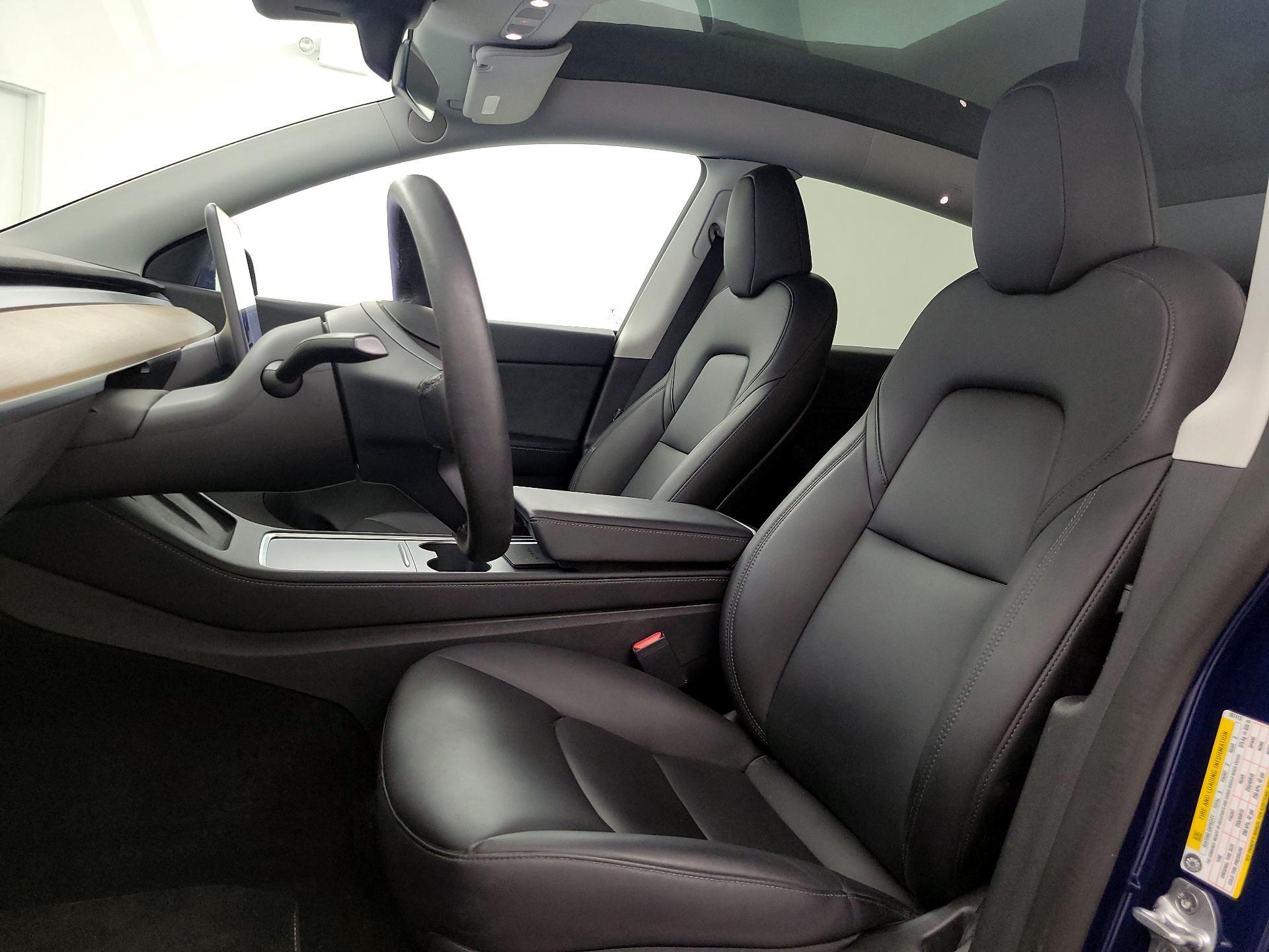 Thumbnail: 2022 Tesla Model Y - 11