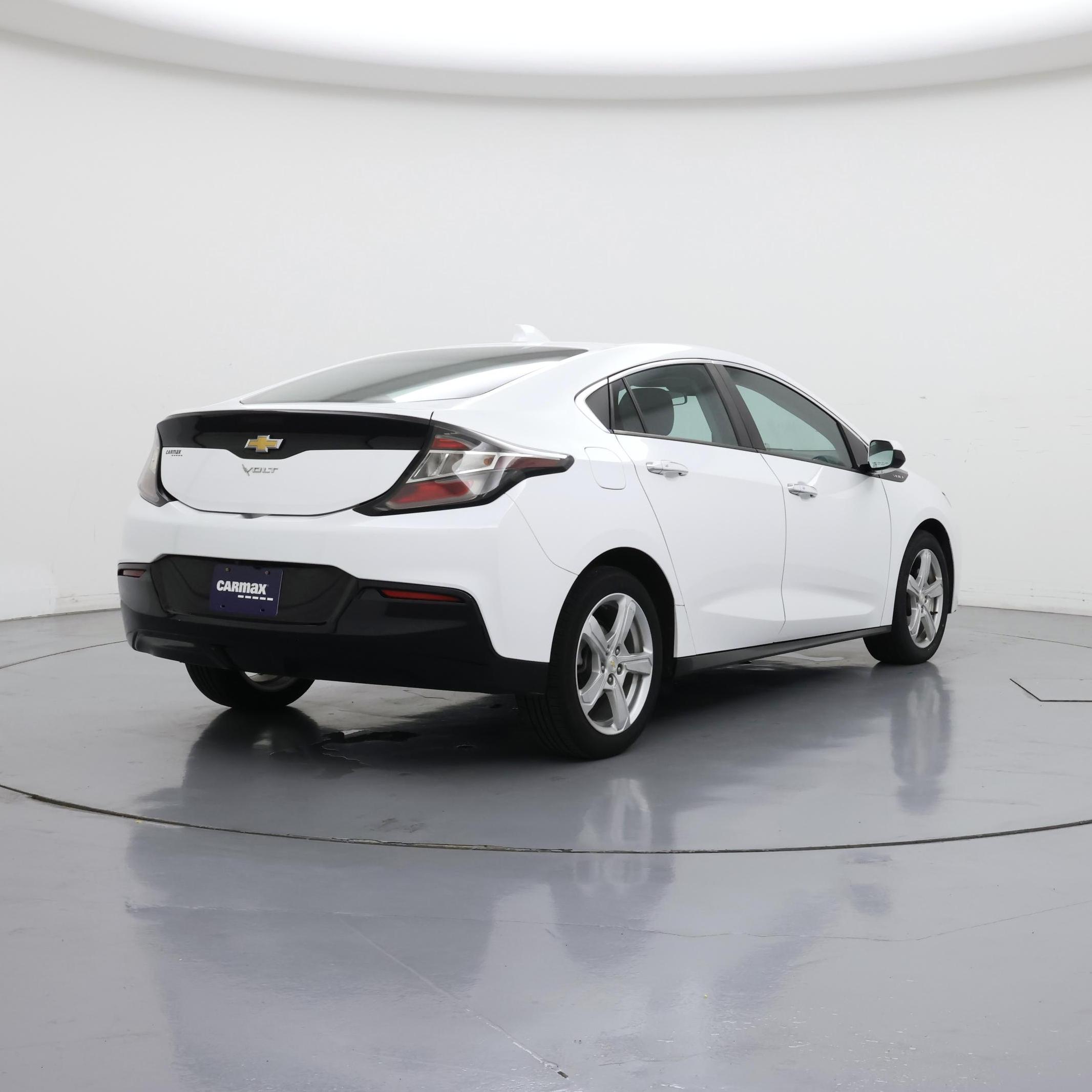 Thumbnail: 2018 Chevrolet Volt - 8