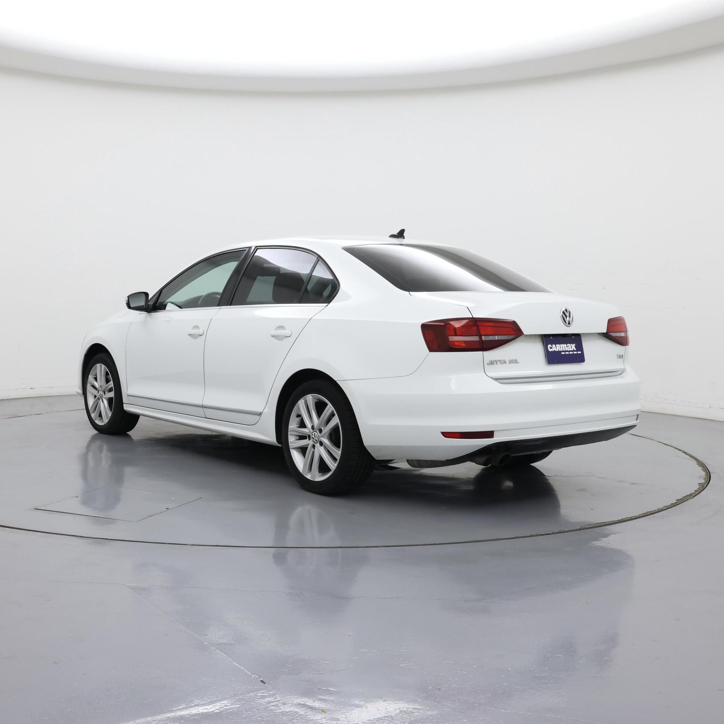 Thumbnail: 2017 Volkswagen Jetta - 2