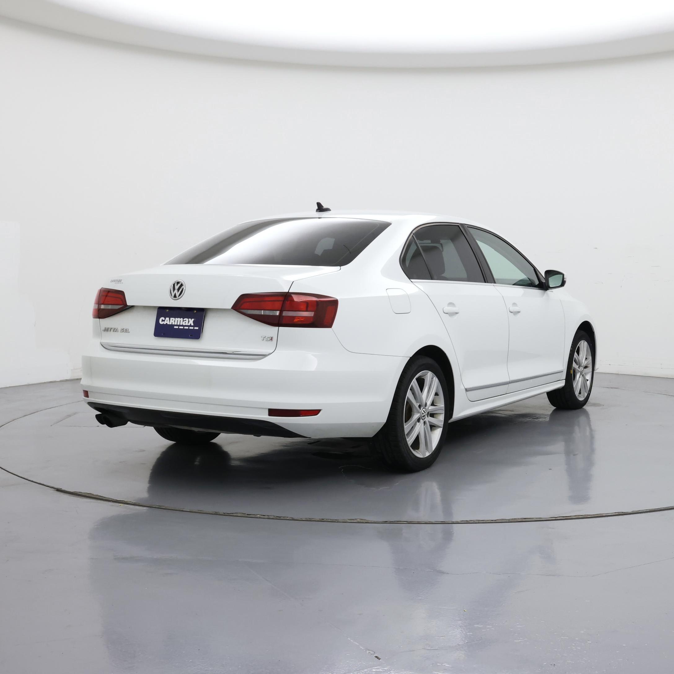 Thumbnail: 2017 Volkswagen Jetta - 8