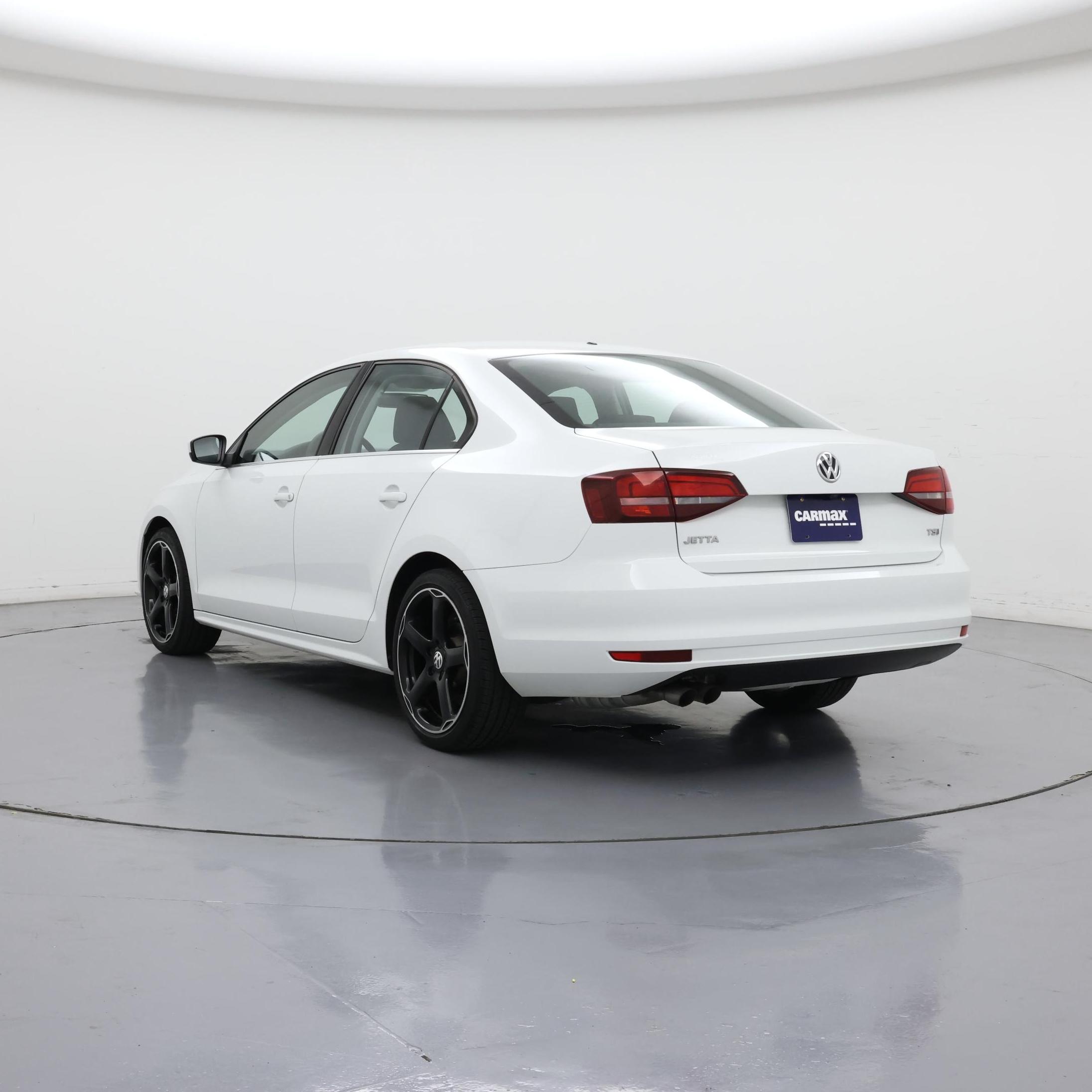Thumbnail: 2017 Volkswagen Jetta - 2