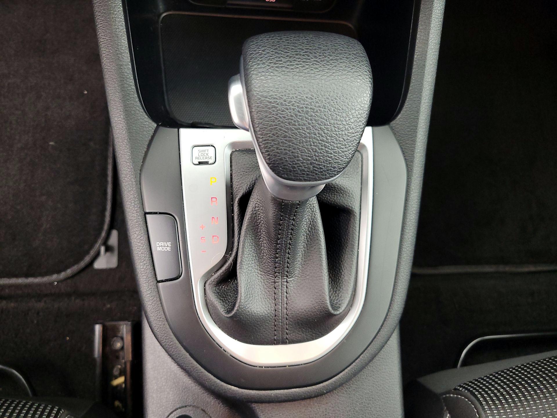 Thumbnail: 2019 Kia Forte - 16