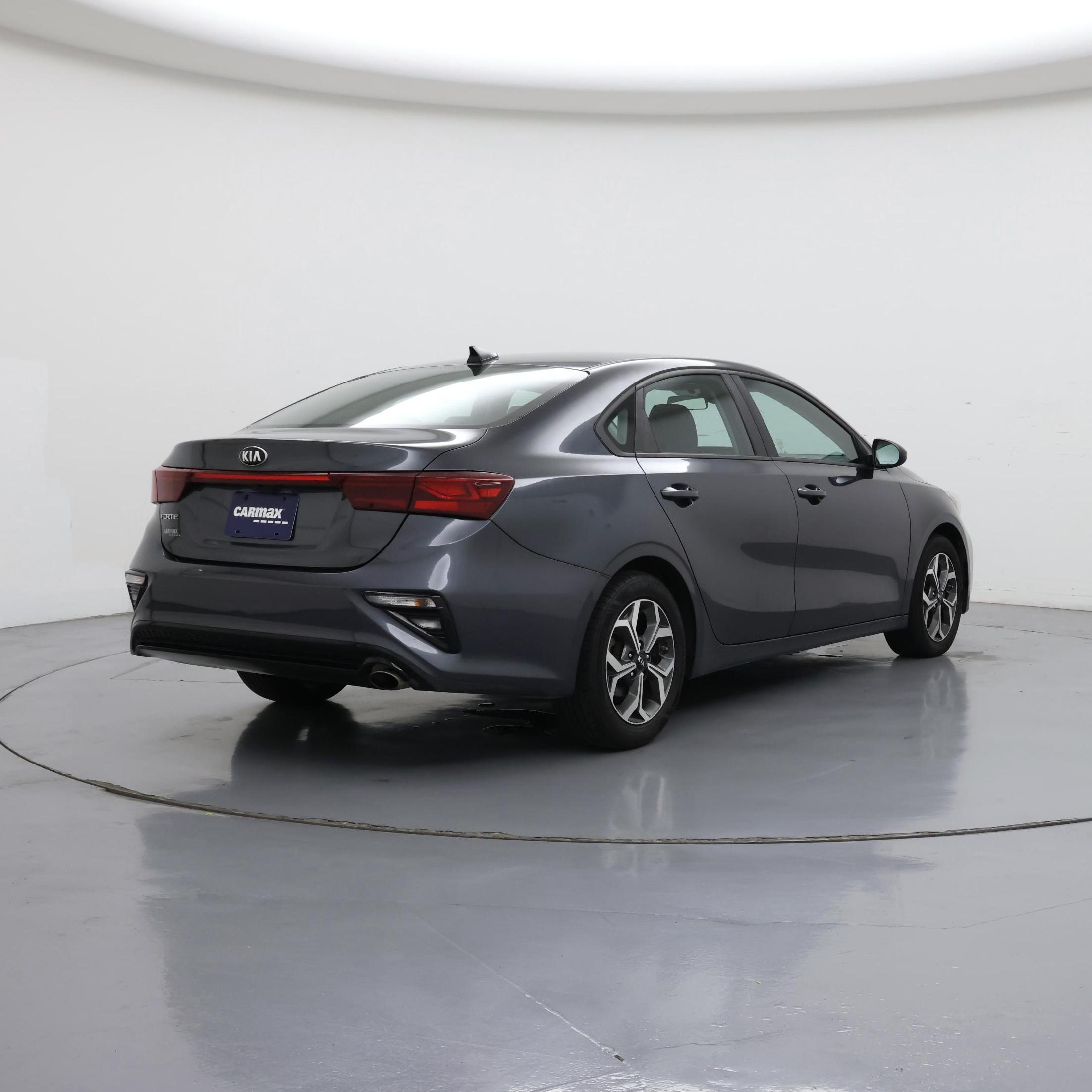 Thumbnail: 2019 Kia Forte - 8