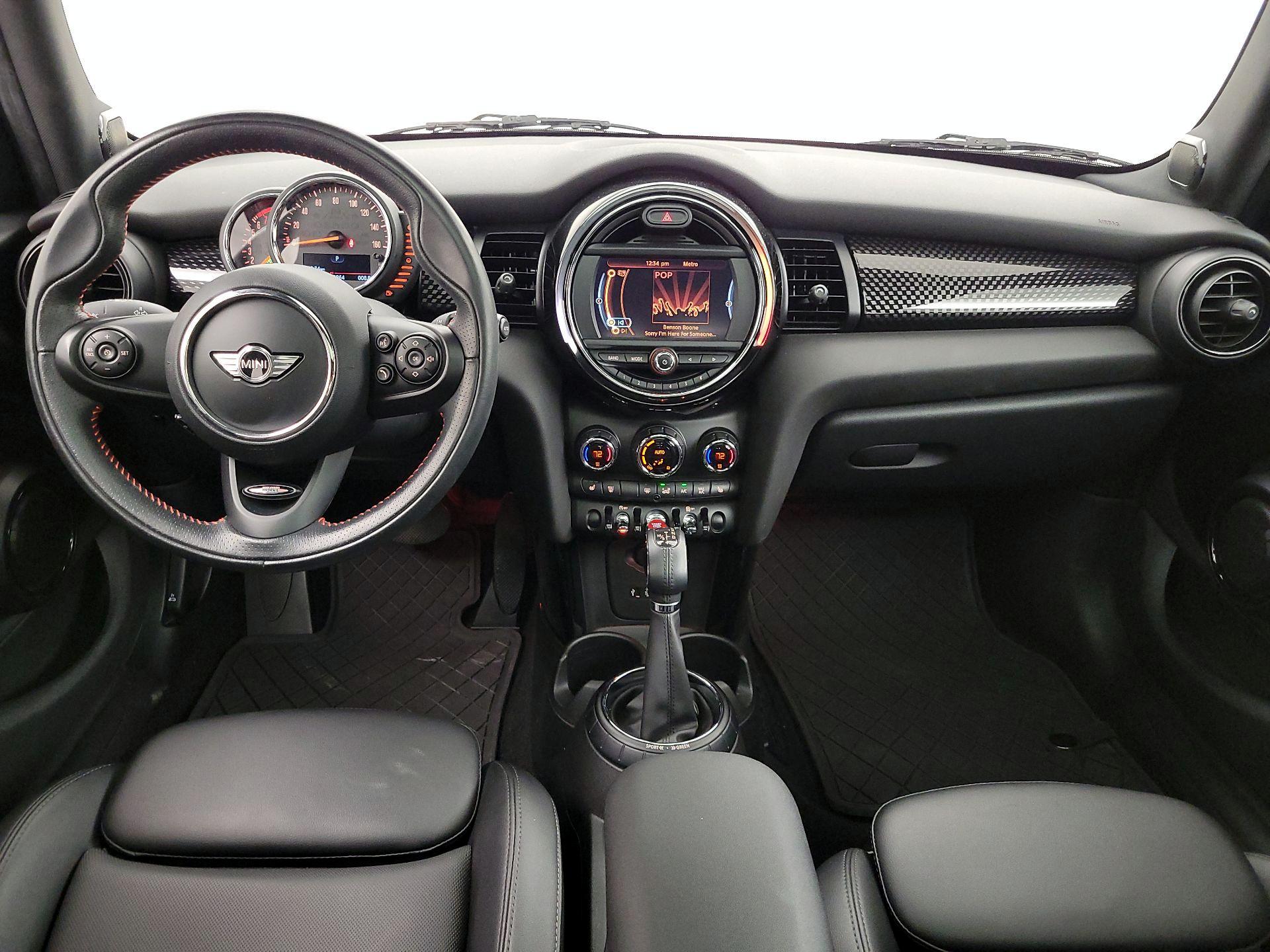Thumbnail: 2017 MINI Cooper Hardtop - 9