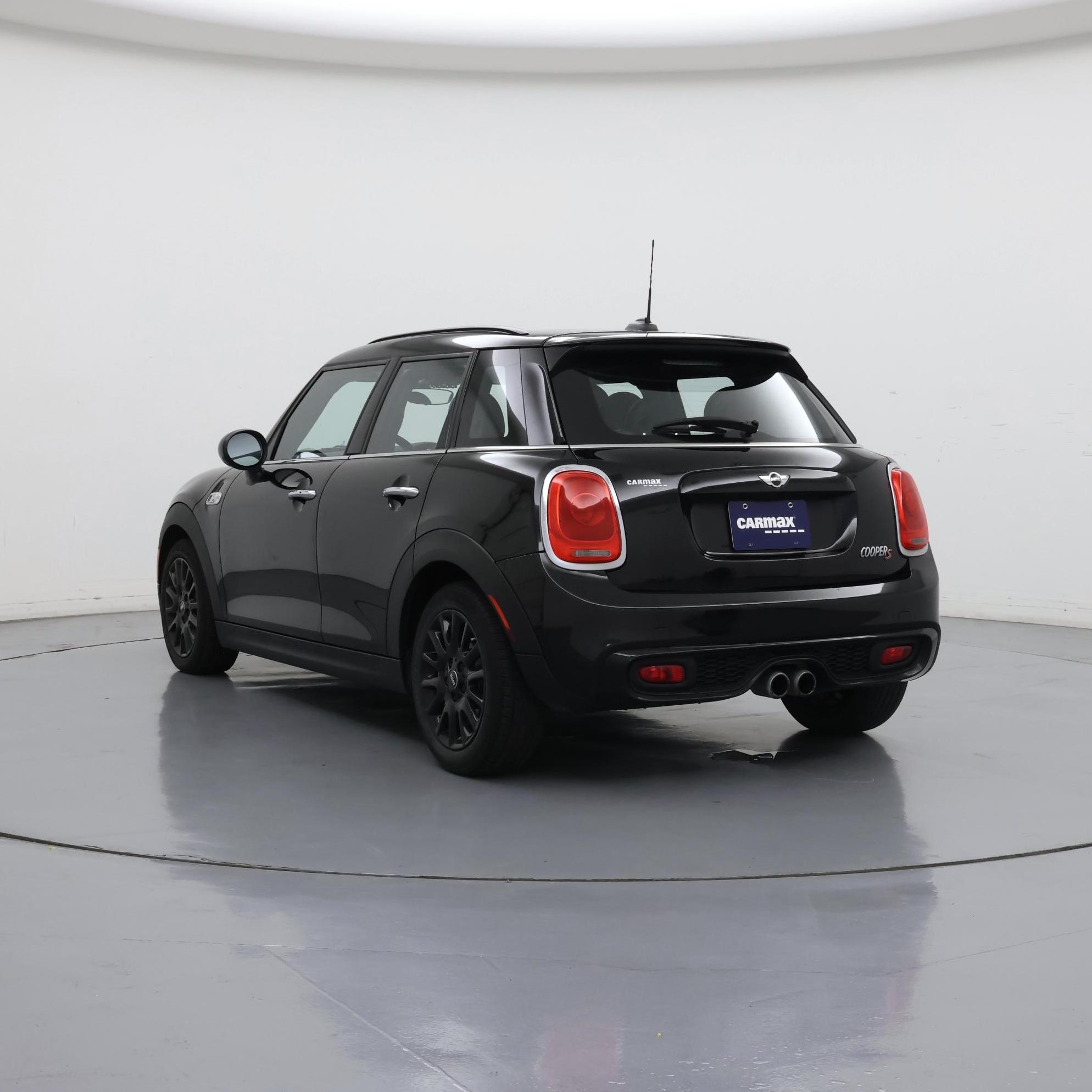 Thumbnail: 2017 MINI Cooper Hardtop - 2