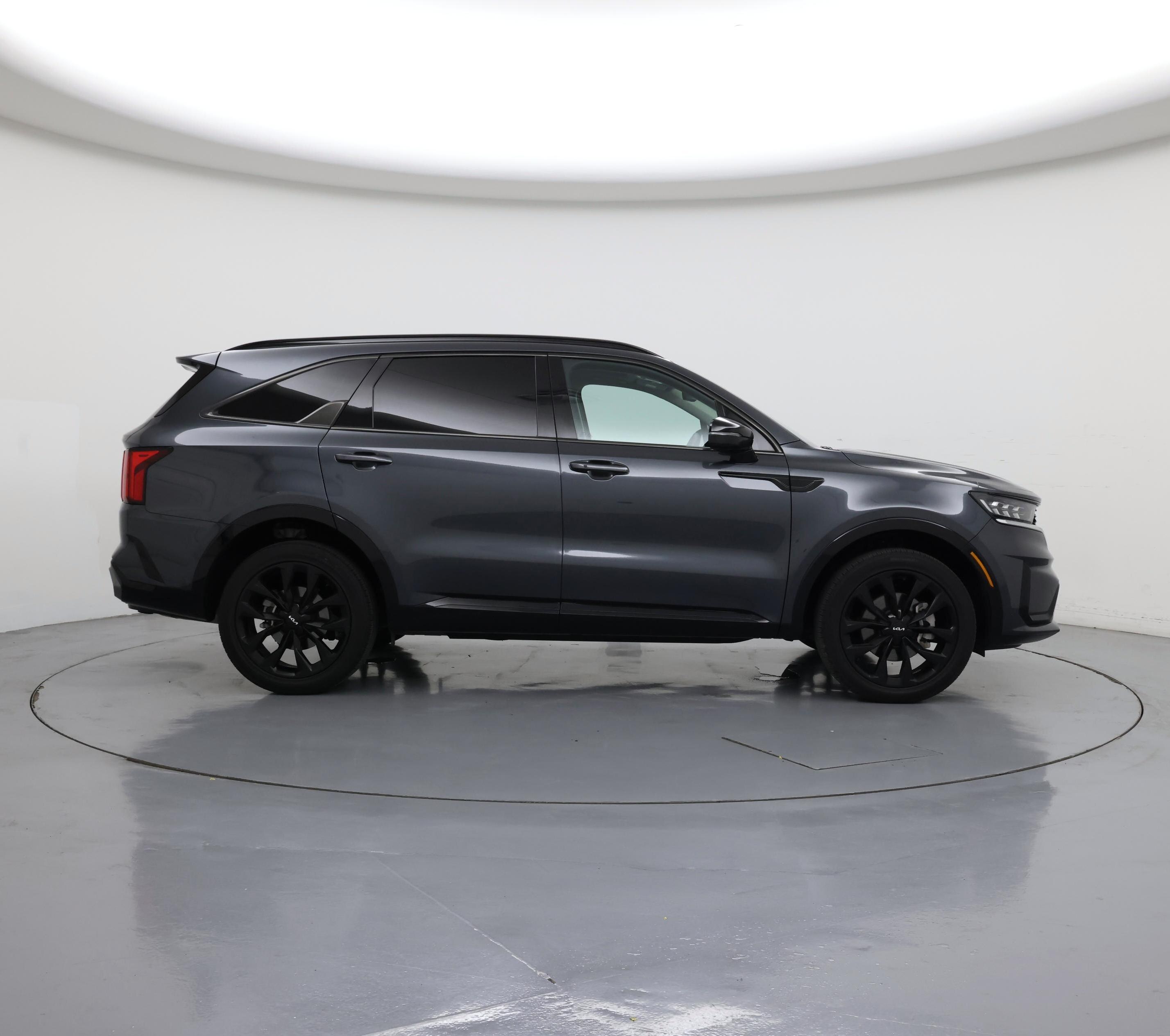 Thumbnail: 2023 Kia Sorento - 7