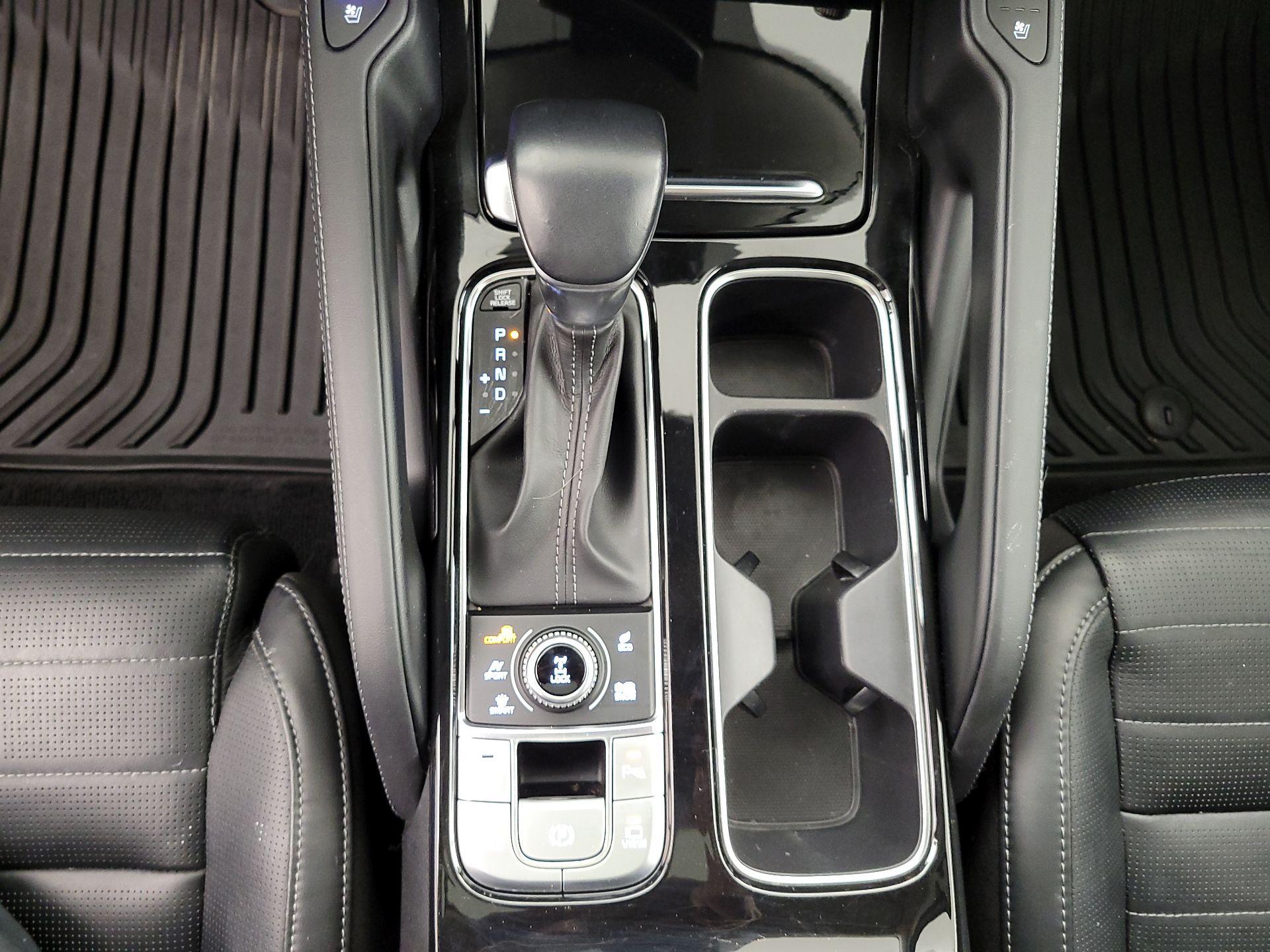Thumbnail: 2021 Kia Telluride - 18