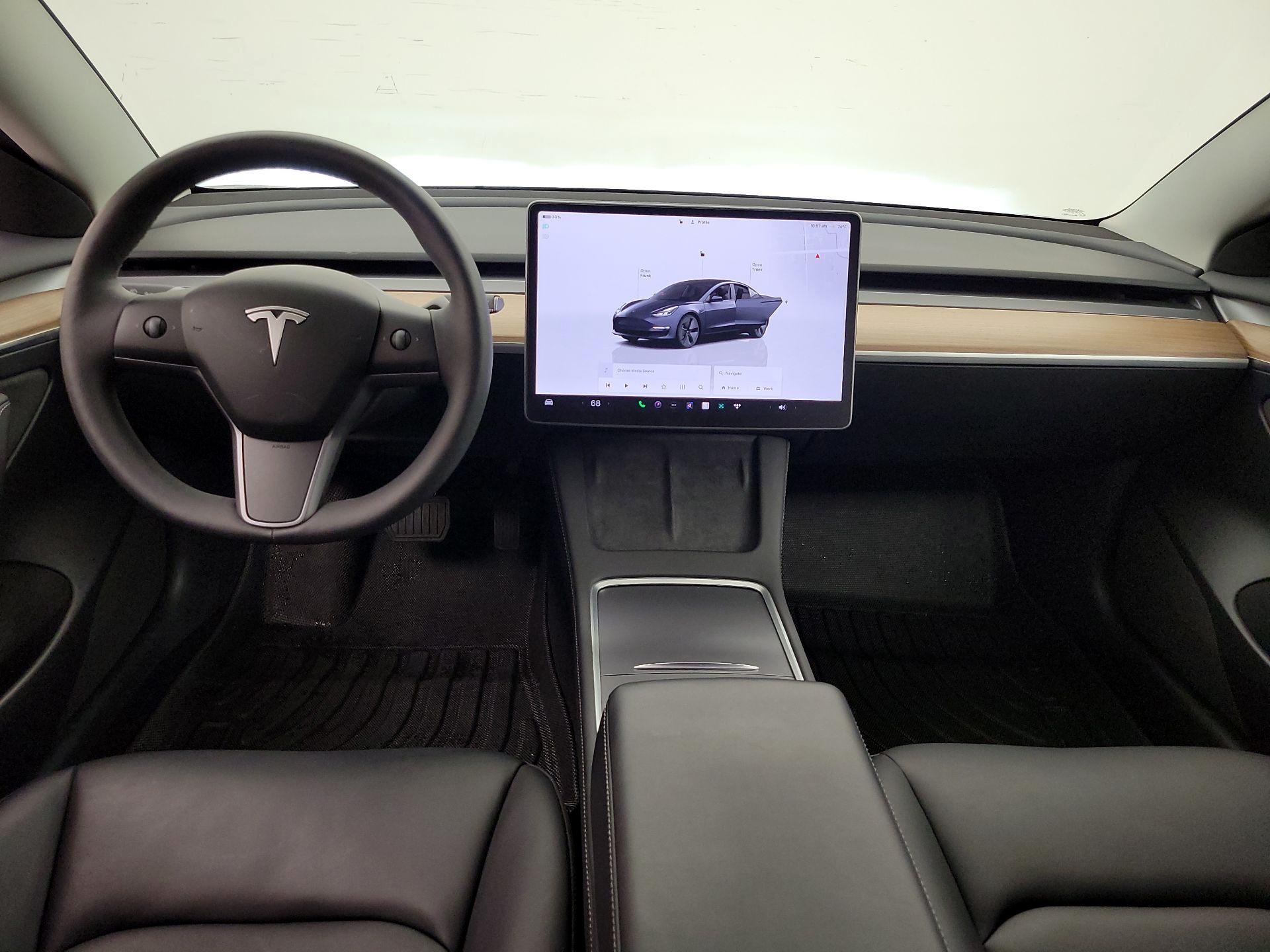 Thumbnail: 2023 Tesla Model 3 - 9