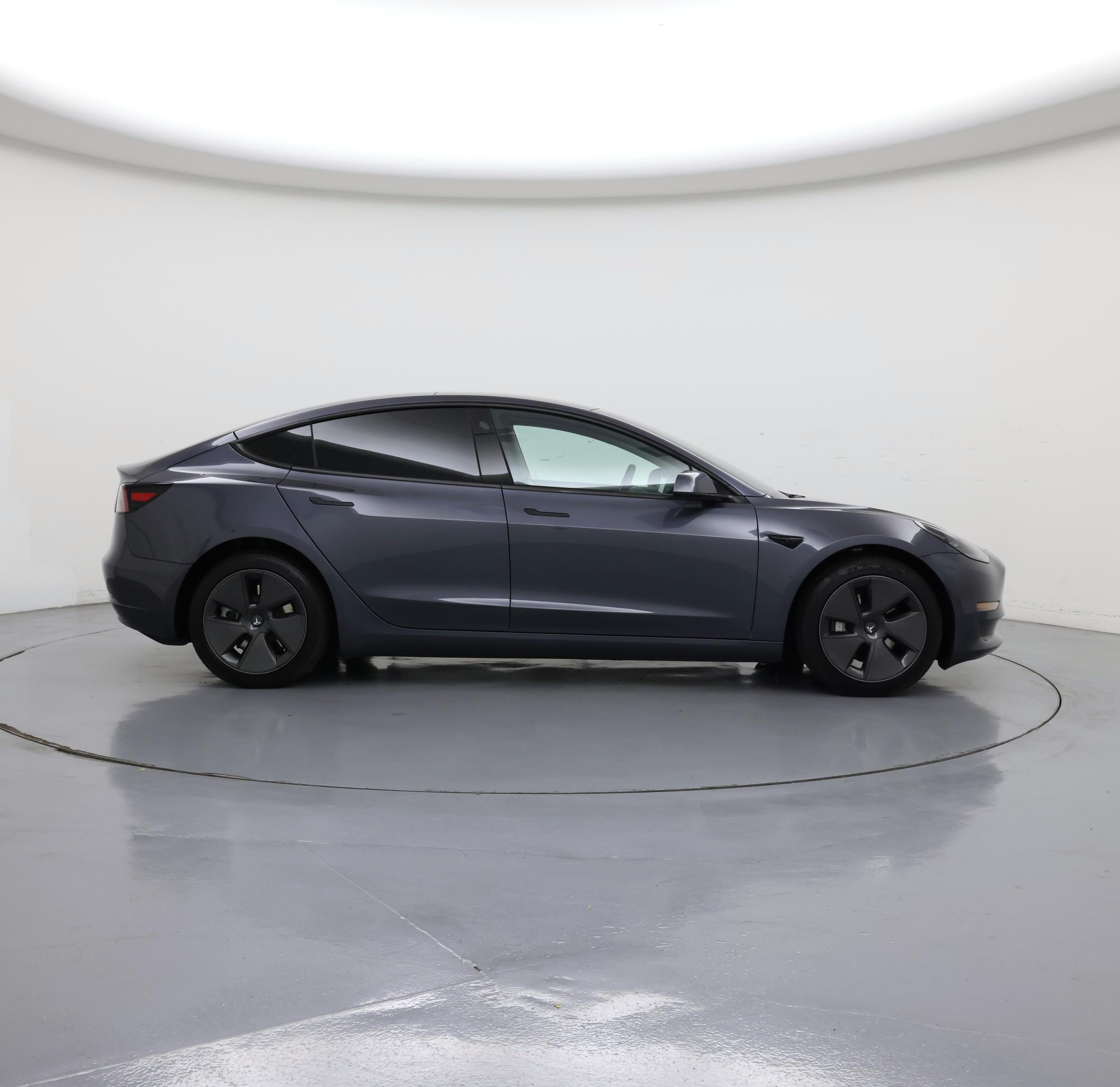 Thumbnail: 2023 Tesla Model 3 - 7
