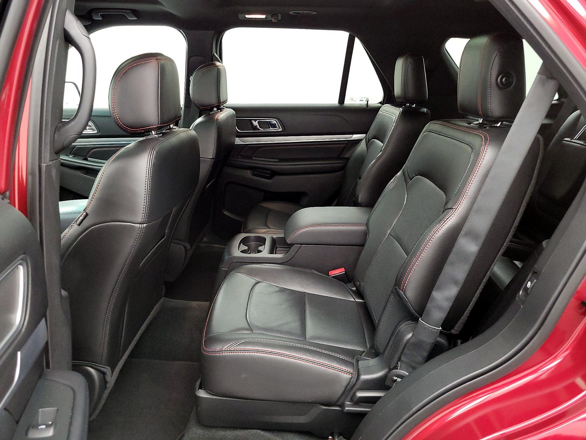 Thumbnail: 2016 Ford Explorer - 19