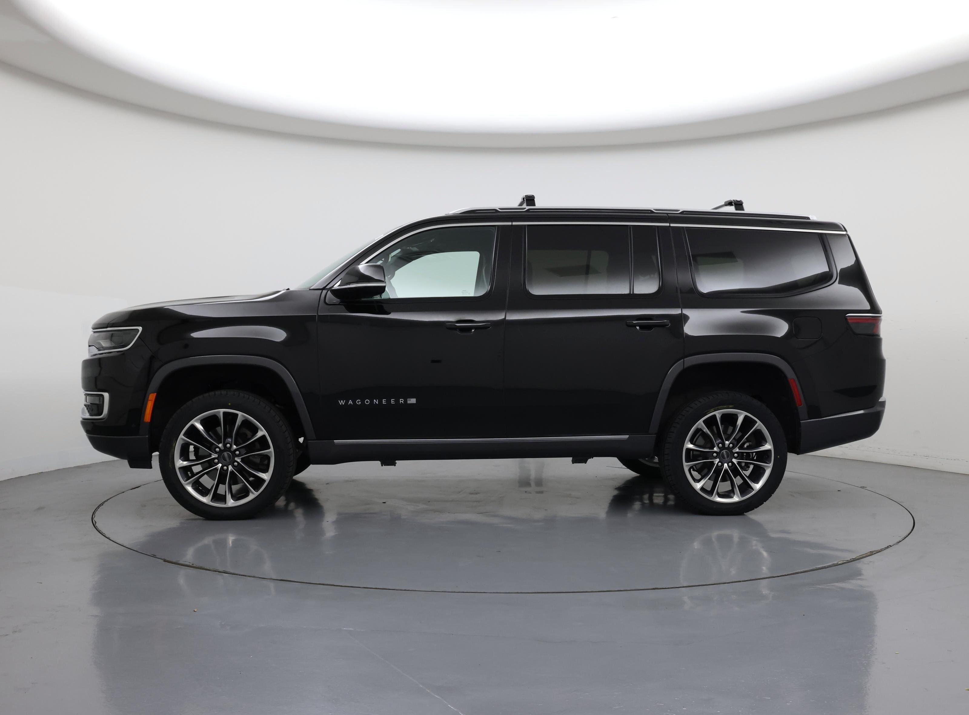 Thumbnail: 2022 Jeep Wagoneer - 3