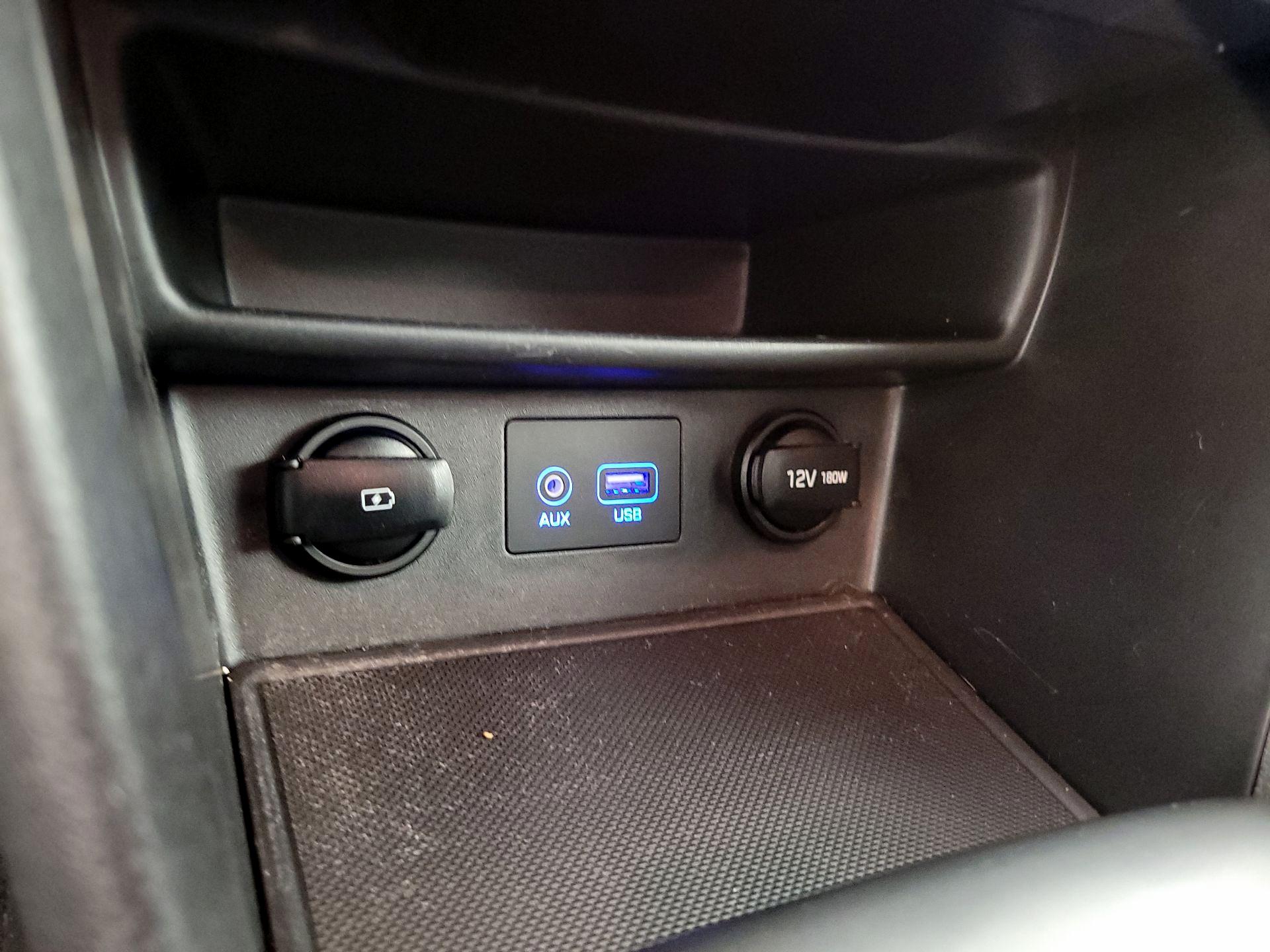 Thumbnail: 2021 Hyundai Kona - 18