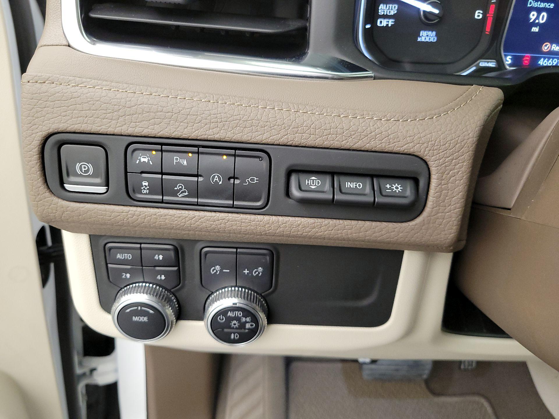 Thumbnail: 2021 GMC Yukon - 13