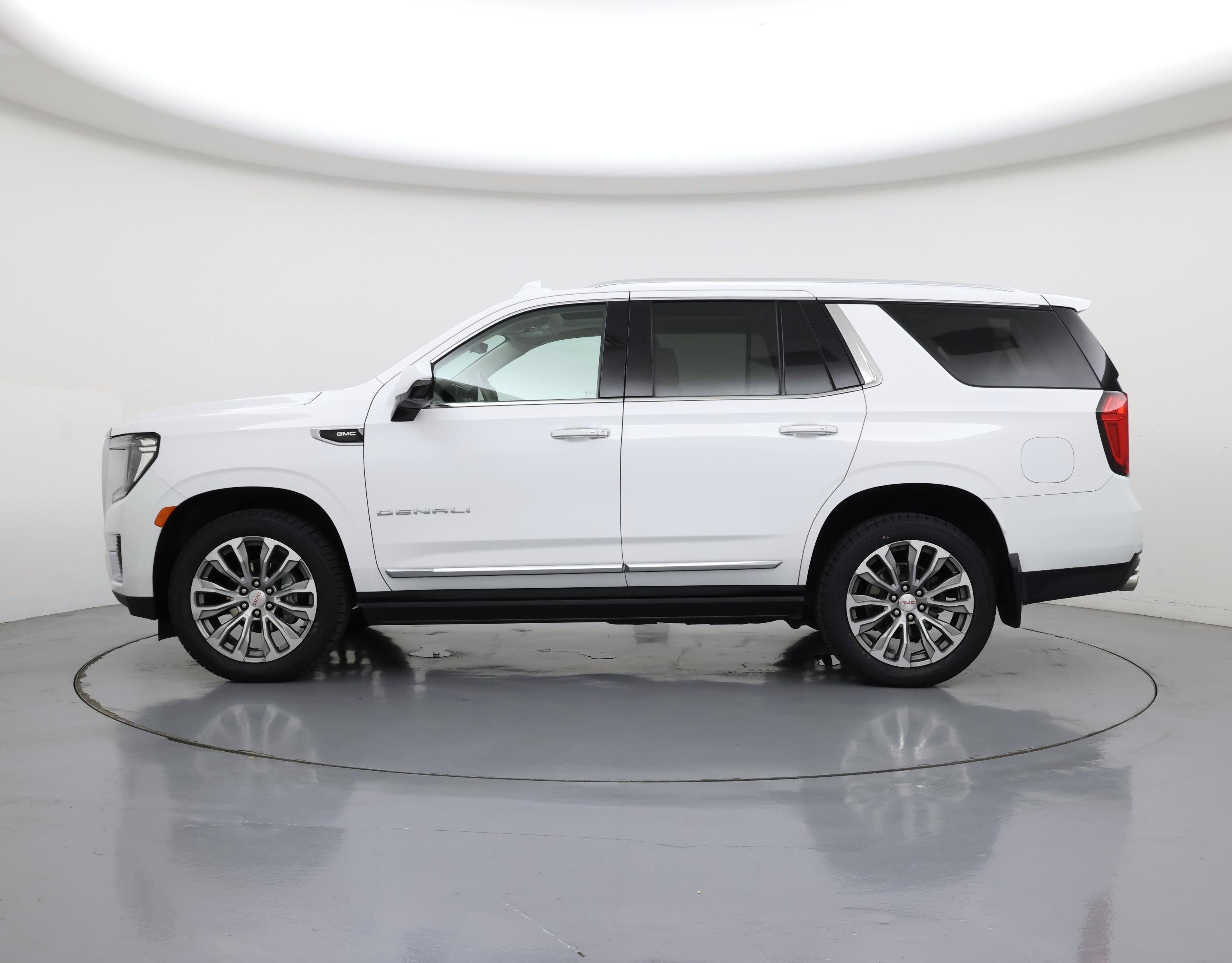 Thumbnail: 2021 GMC Yukon - 3