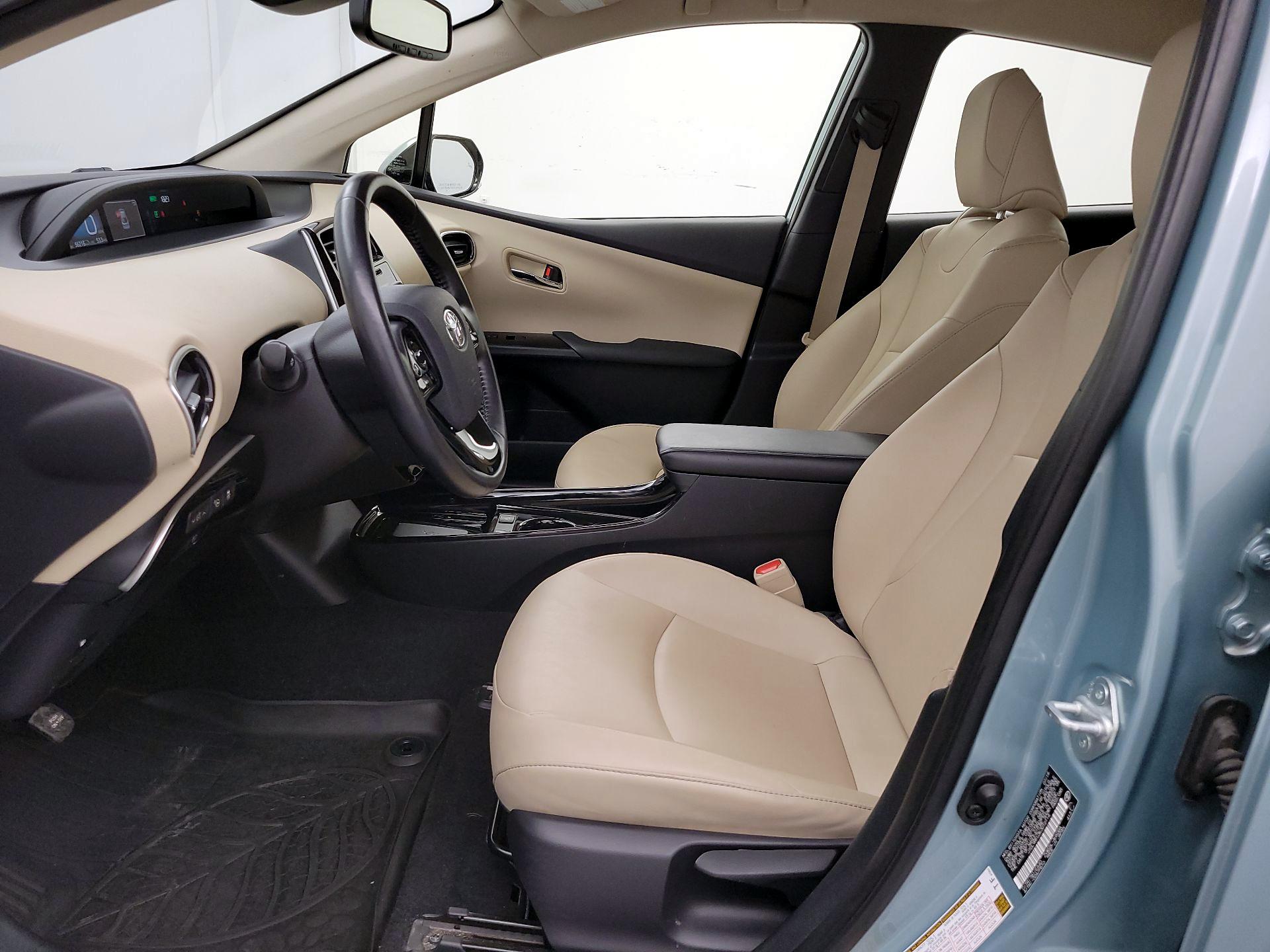 Thumbnail: 2019 Toyota Prius - 11