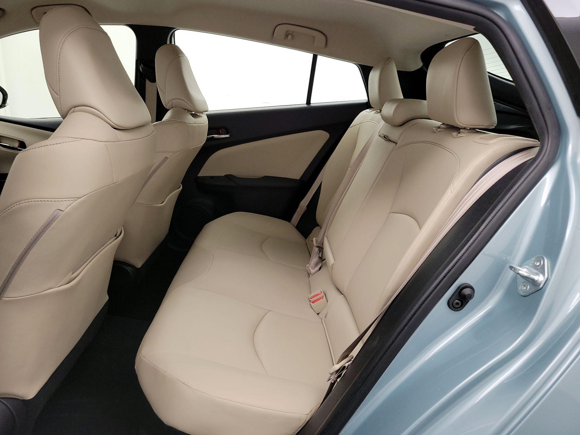 Thumbnail: 2019 Toyota Prius - 18