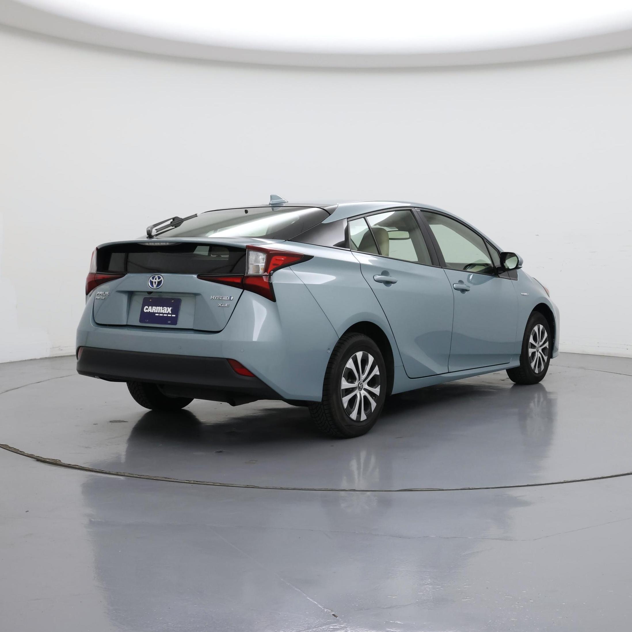 Thumbnail: 2019 Toyota Prius - 8