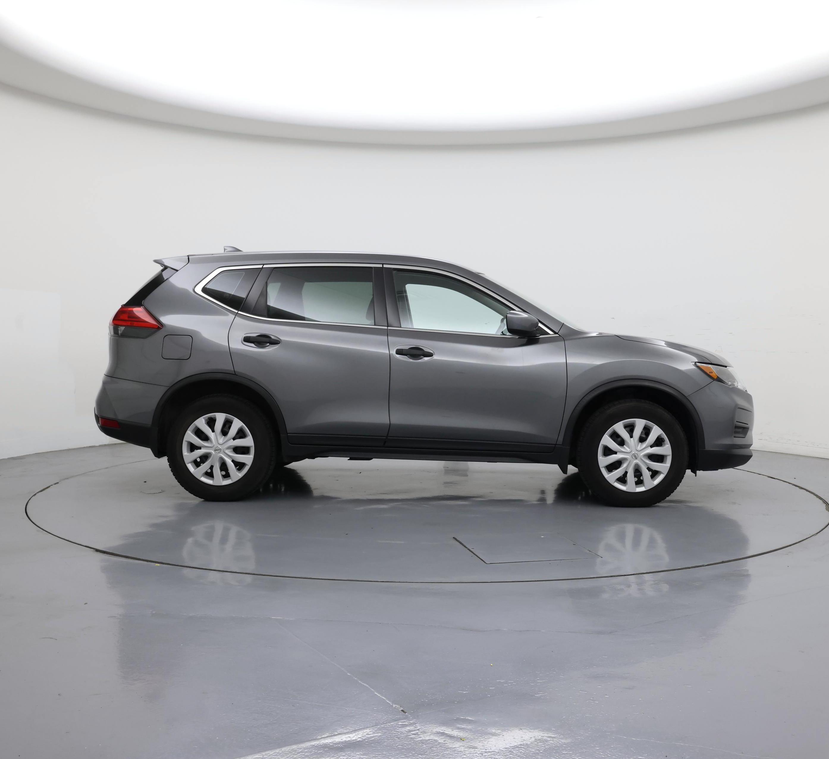 Thumbnail: 2017 Nissan Rogue - 7