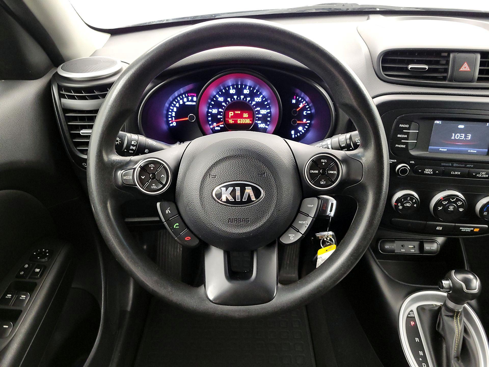 Thumbnail: 2016 Kia Soul - 10