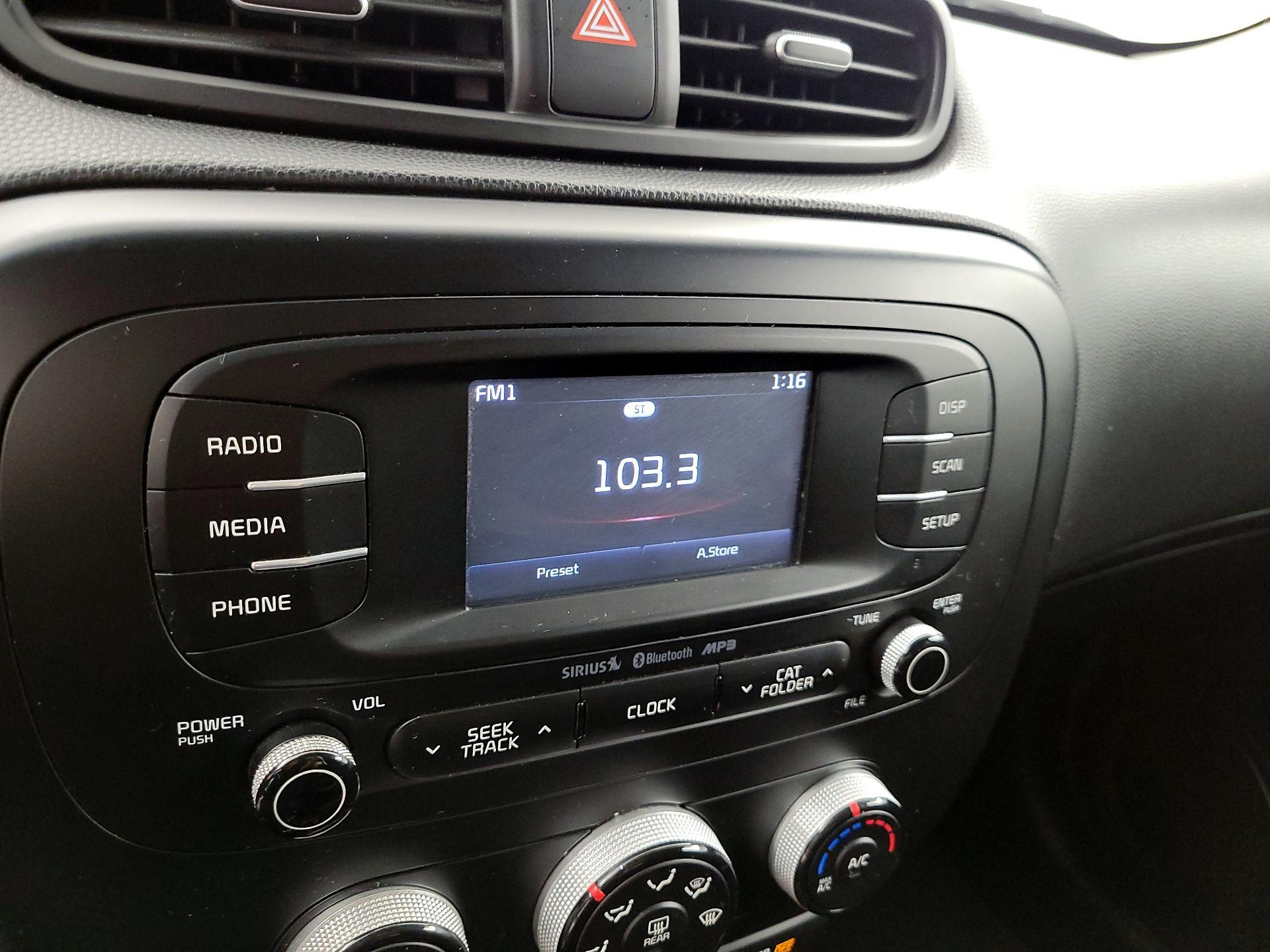 Thumbnail: 2016 Kia Soul - 15