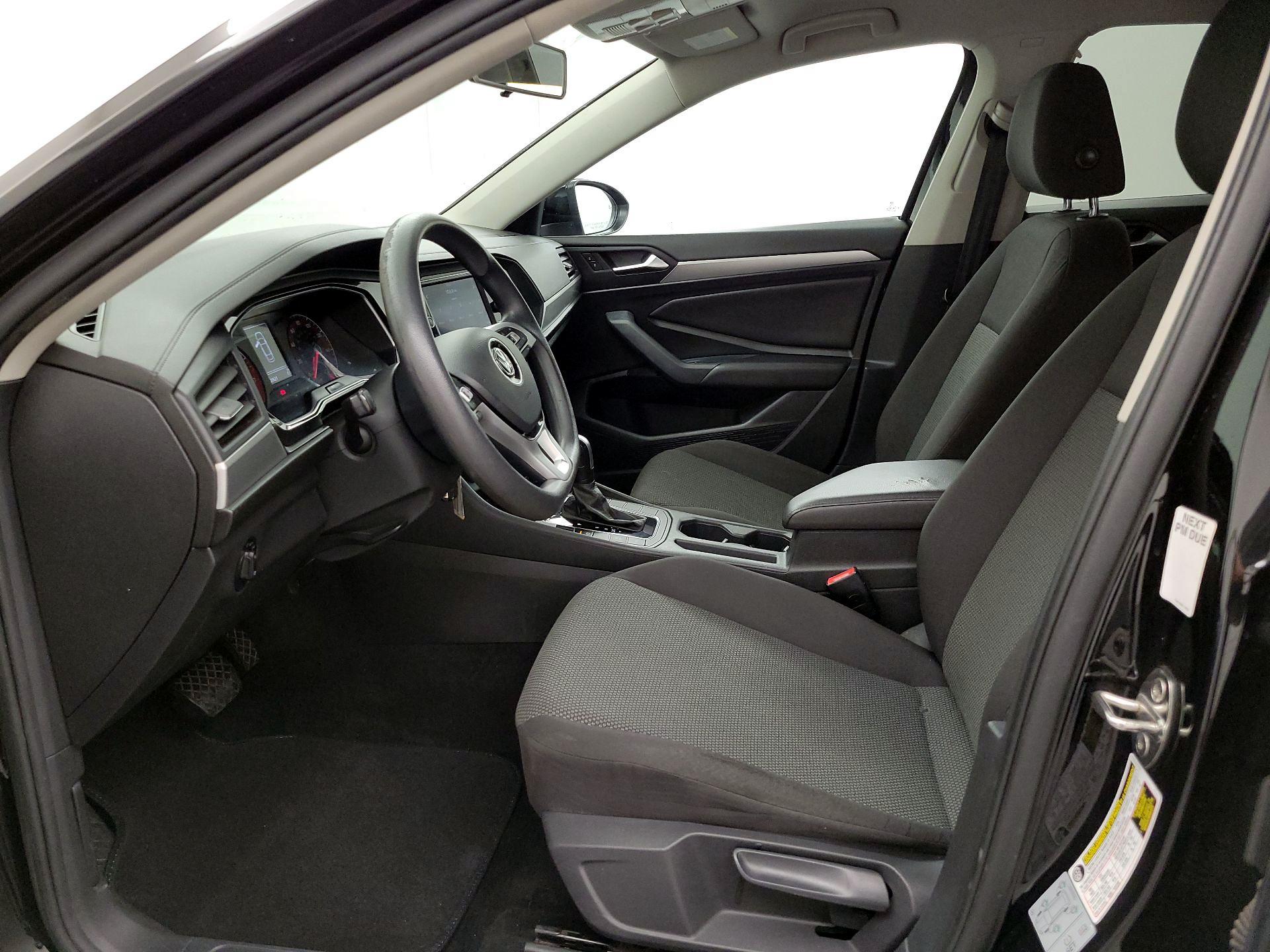 Thumbnail: 2019 Volkswagen Jetta - 11