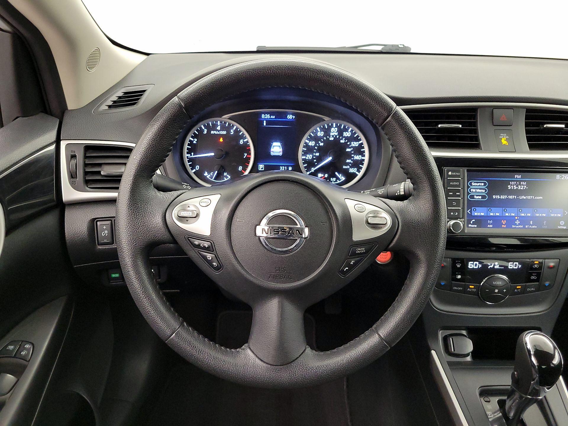 Thumbnail: 2019 Nissan Sentra - 10