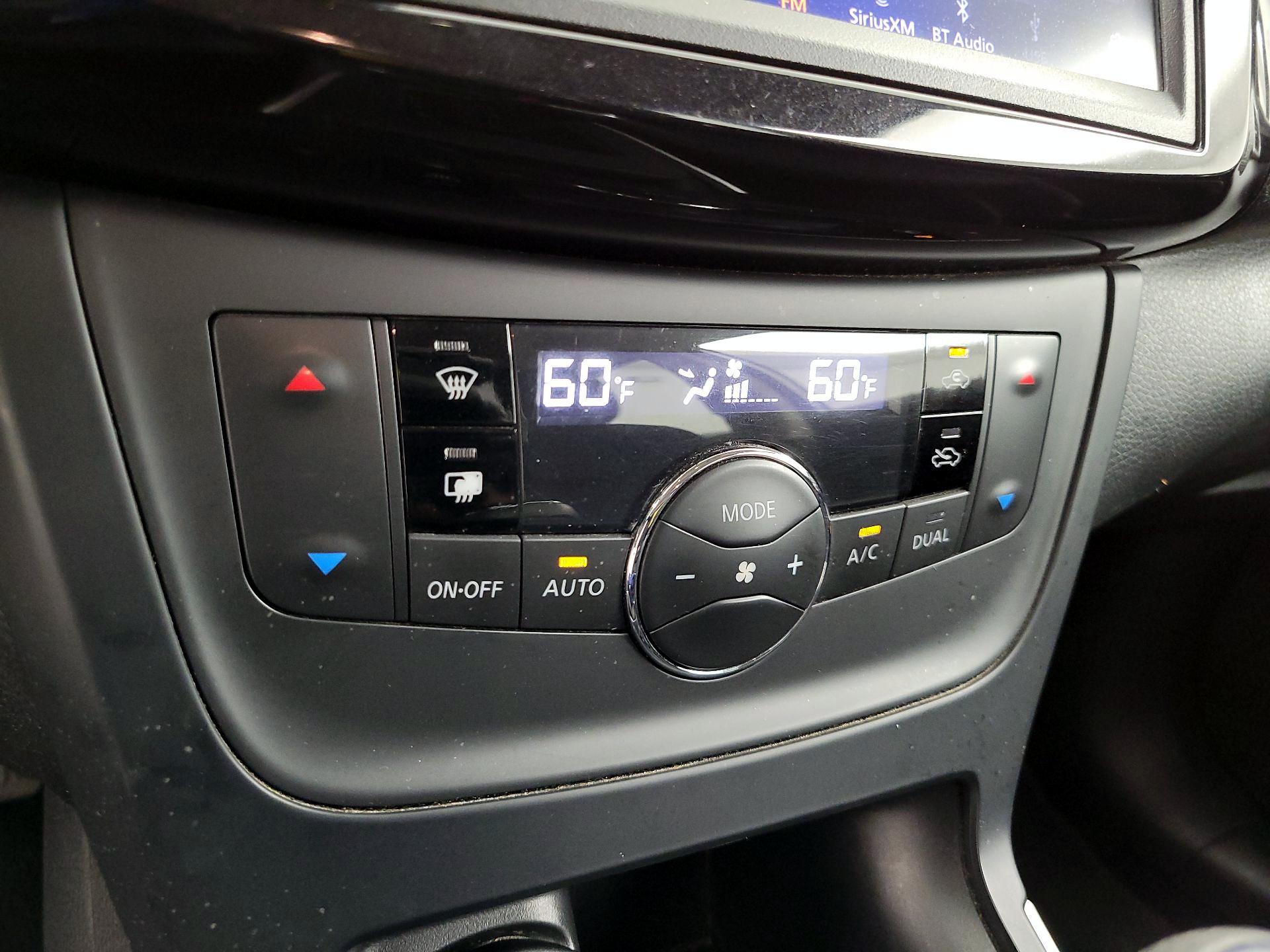 Thumbnail: 2019 Nissan Sentra - 16