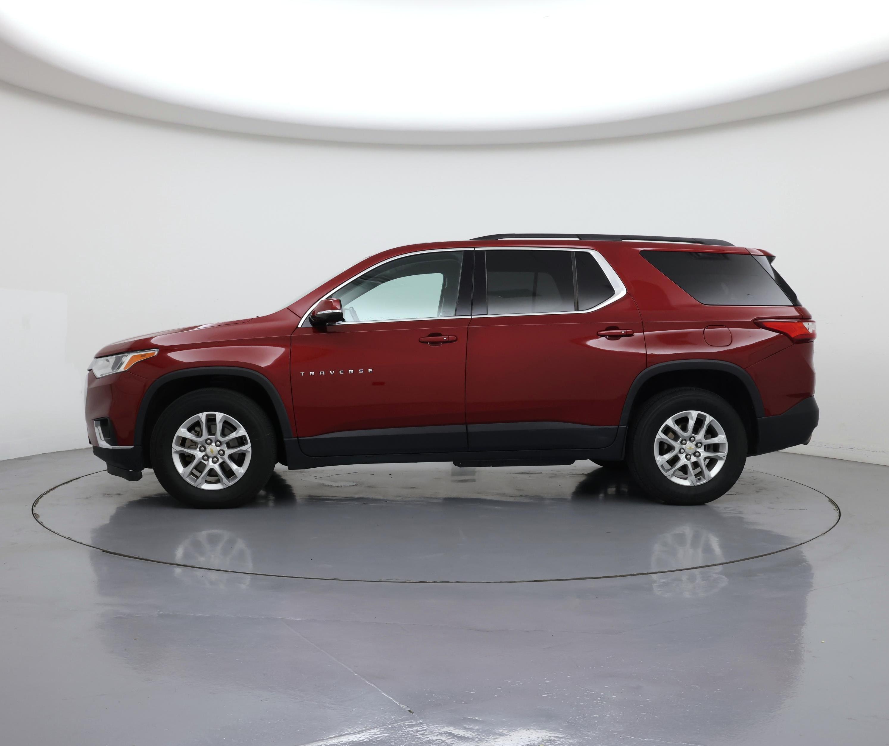 Thumbnail: 2019 Chevrolet Traverse - 3