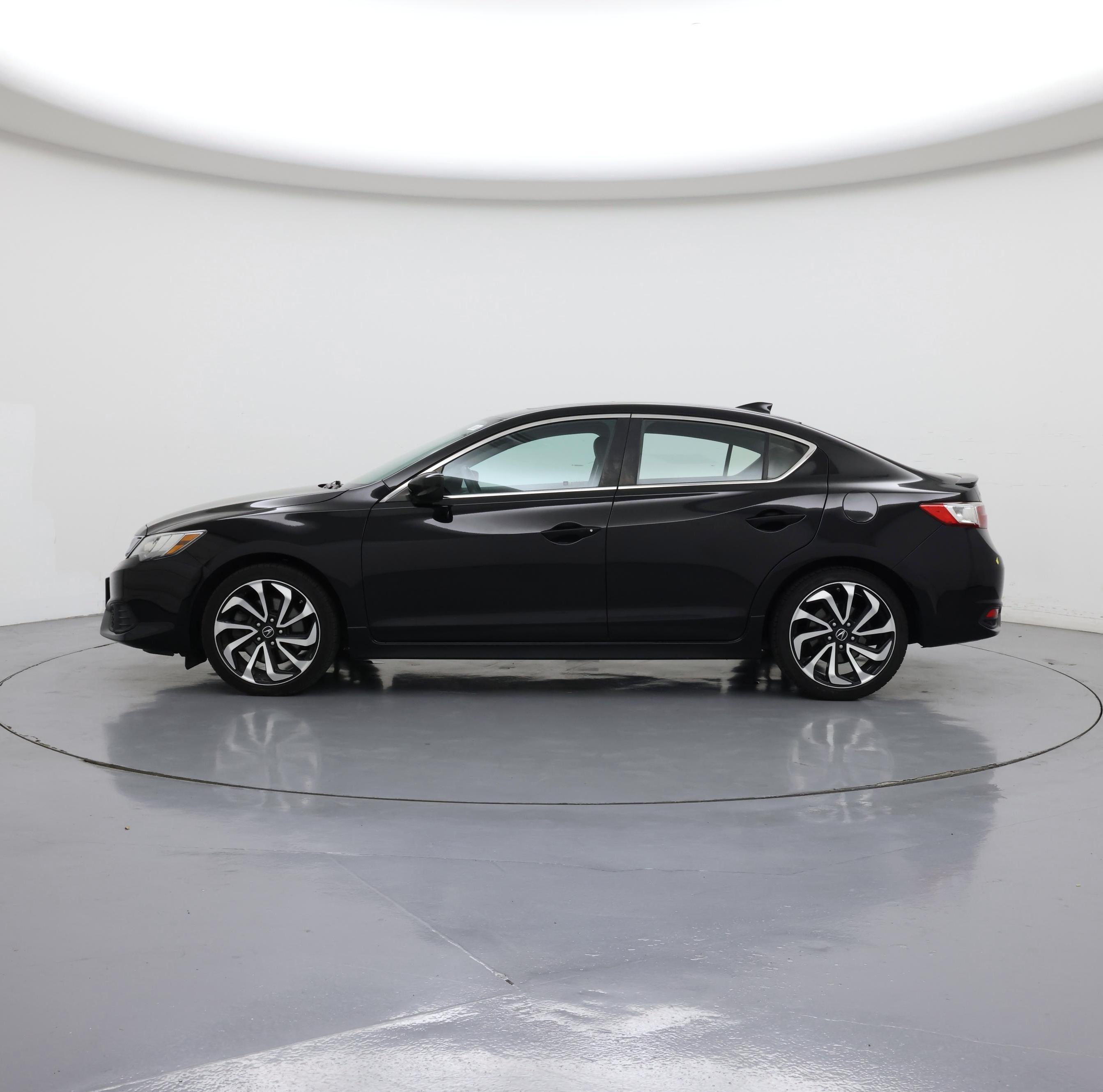 Thumbnail: 2018 Acura ILX - 3