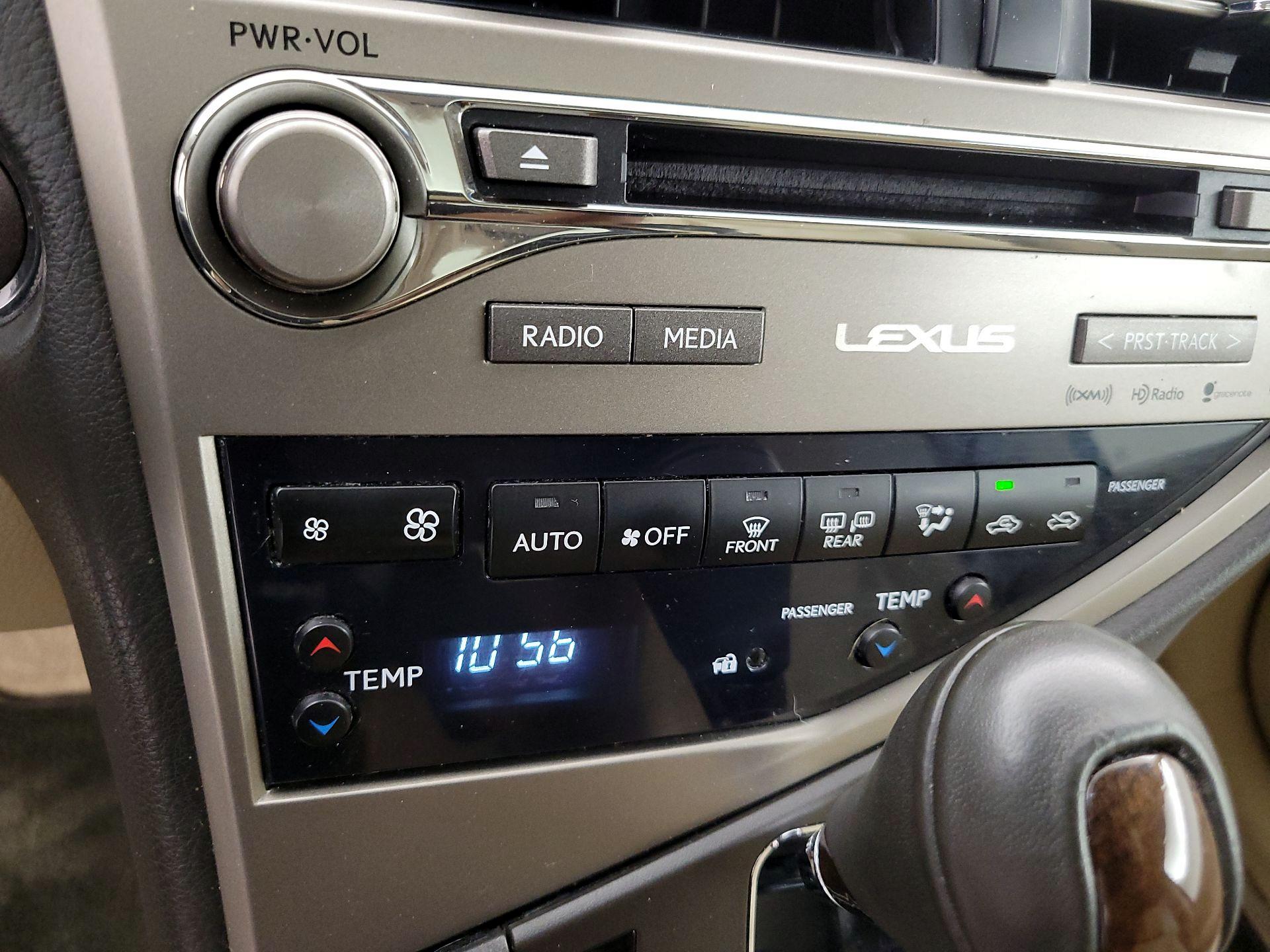Thumbnail: 2015 Lexus RX - 16