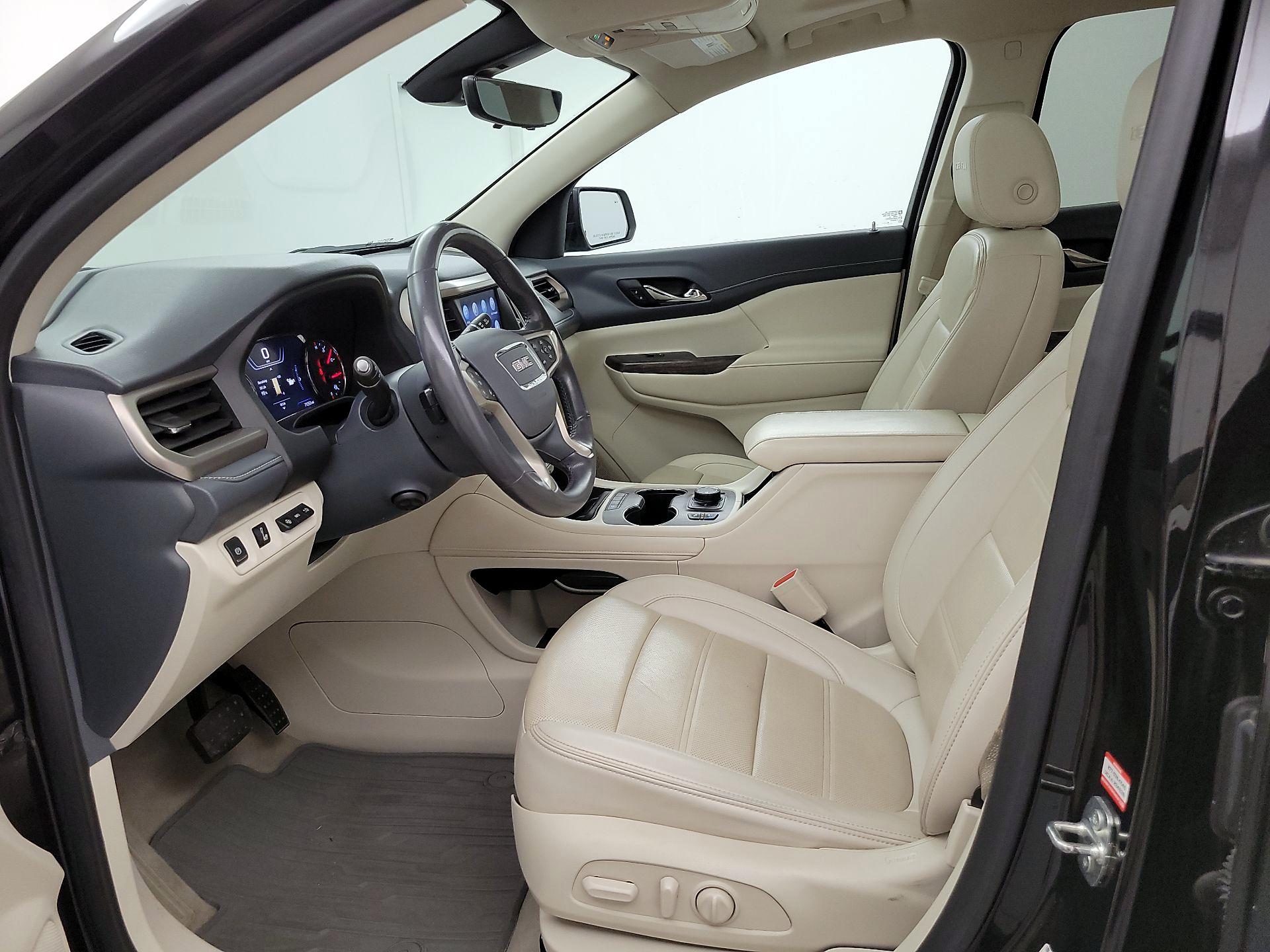 Thumbnail: 2021 GMC Acadia - 11