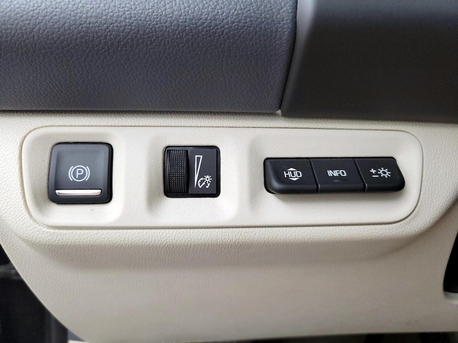 2021 GMC Acadia Denali - Photo 14