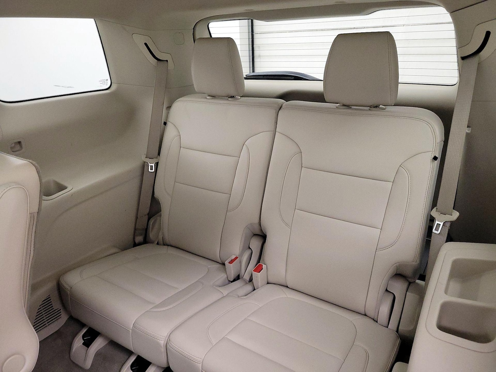 2021 GMC Acadia Denali - Photo 23