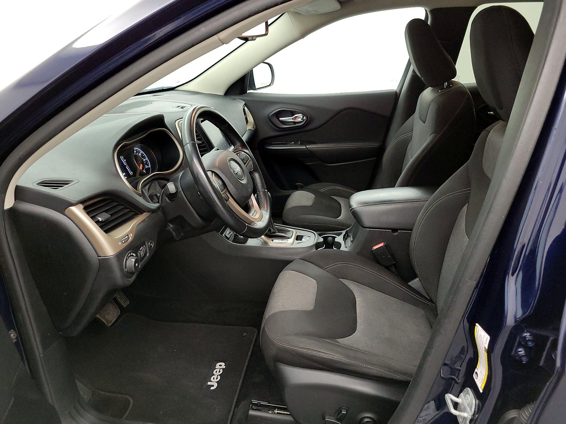 Thumbnail: 2014 Jeep Cherokee - 11