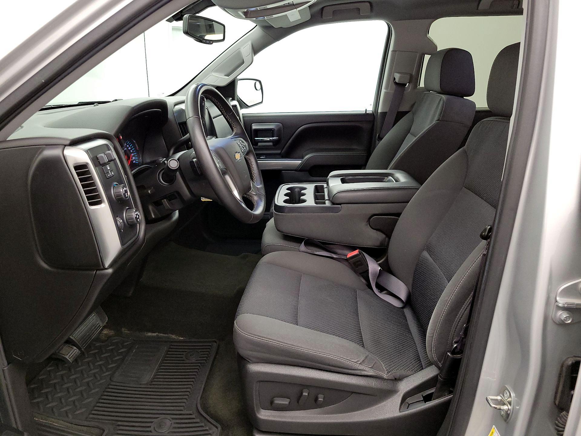 Thumbnail: 2017 Chevrolet Silverado 1500 - 11