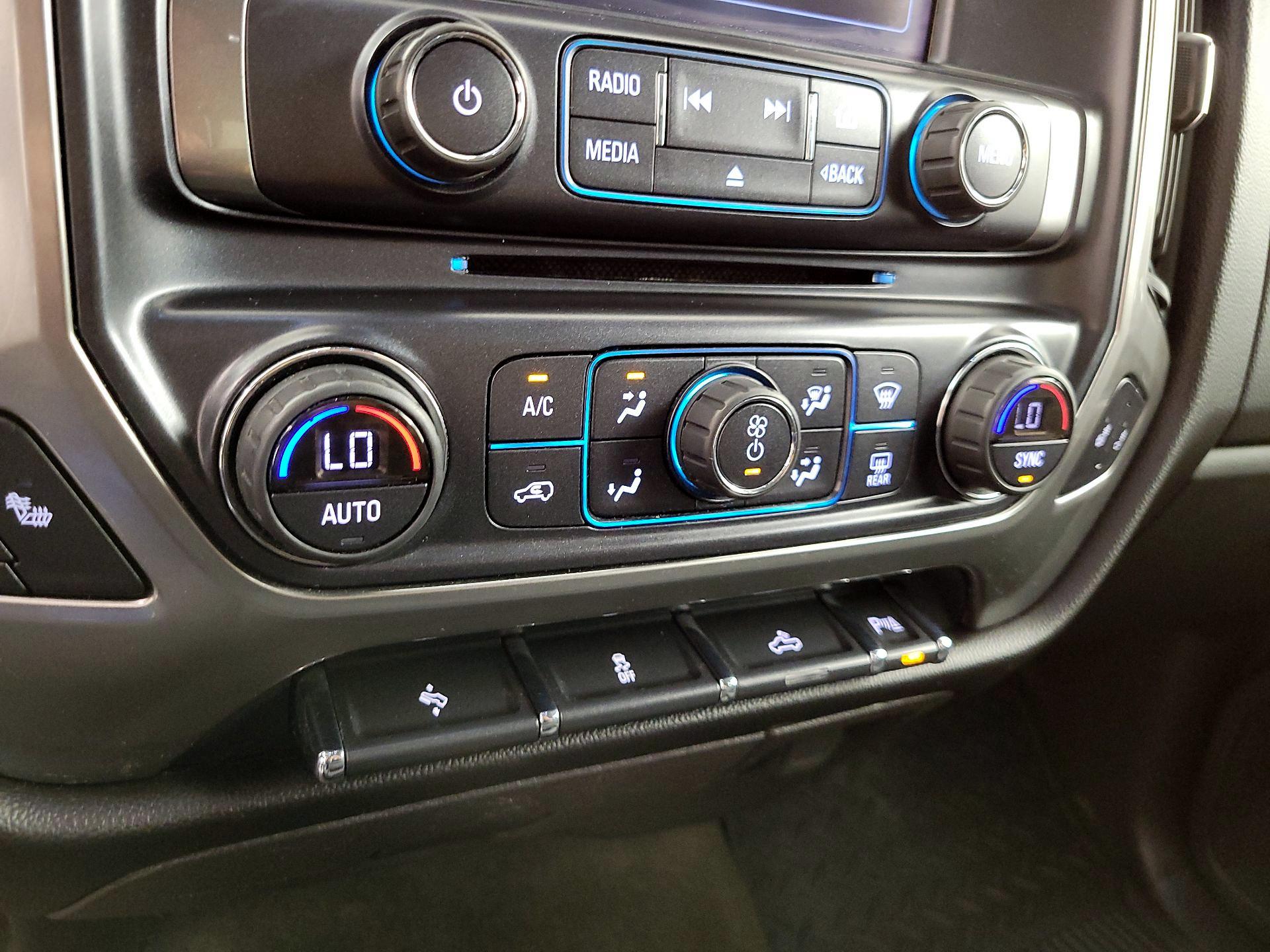 Thumbnail: 2017 Chevrolet Silverado 1500 - 16