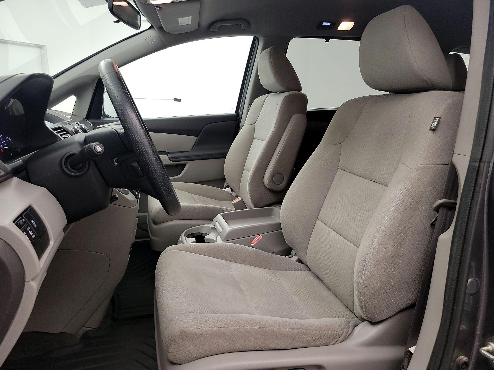 Thumbnail: 2016 Honda Odyssey - 11