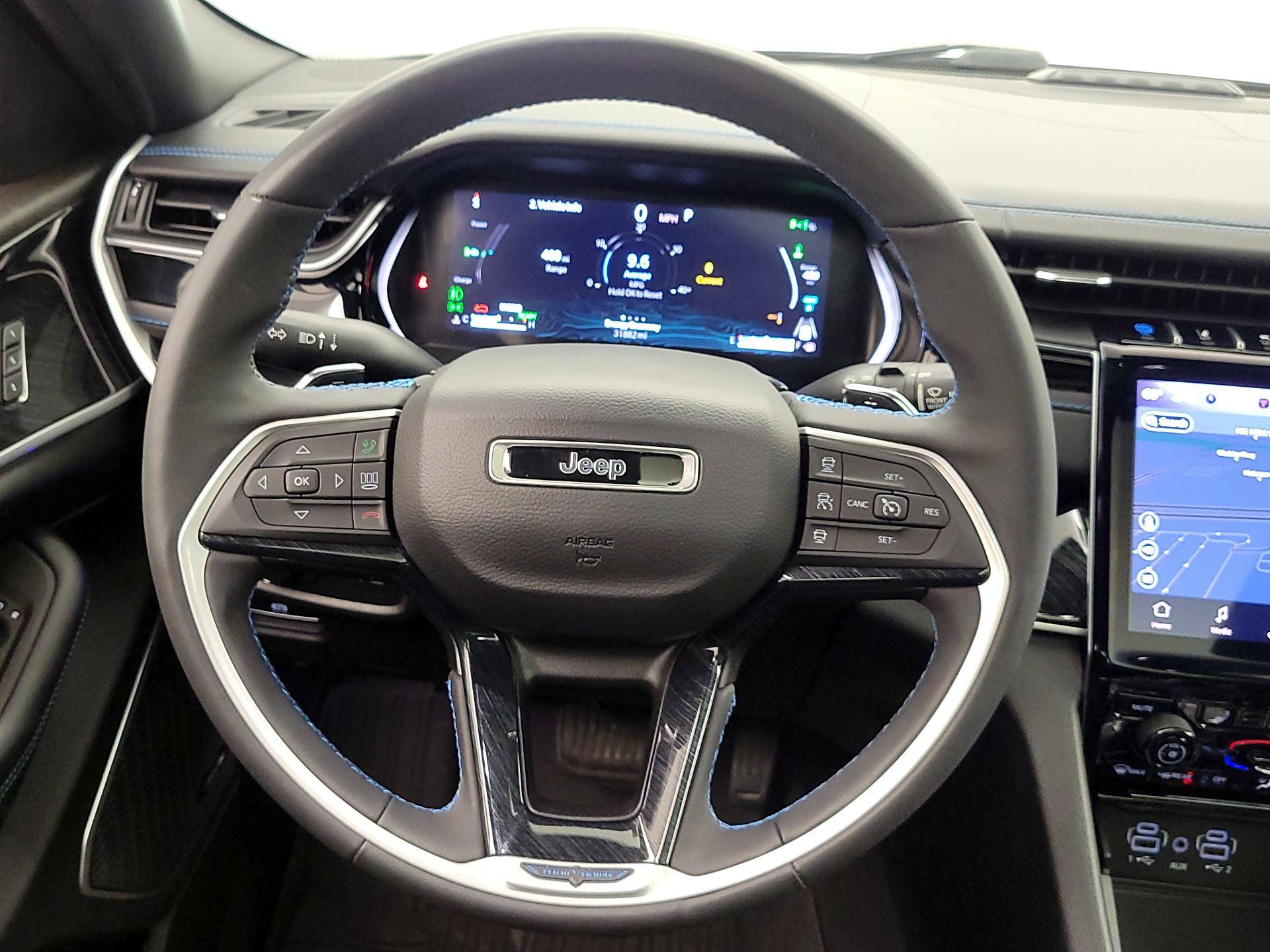 Thumbnail: 2022 Jeep Grand Cherokee - 10