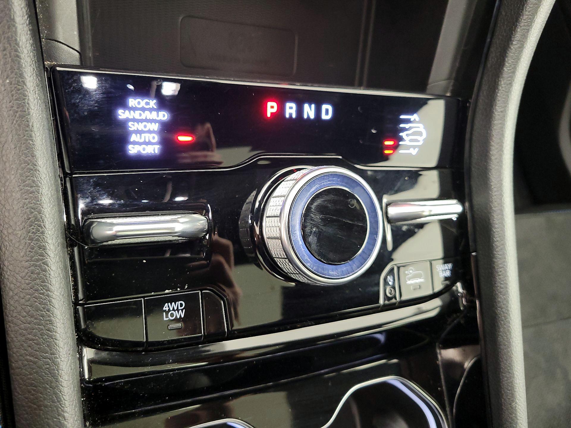 Thumbnail: 2022 Jeep Grand Cherokee - 18