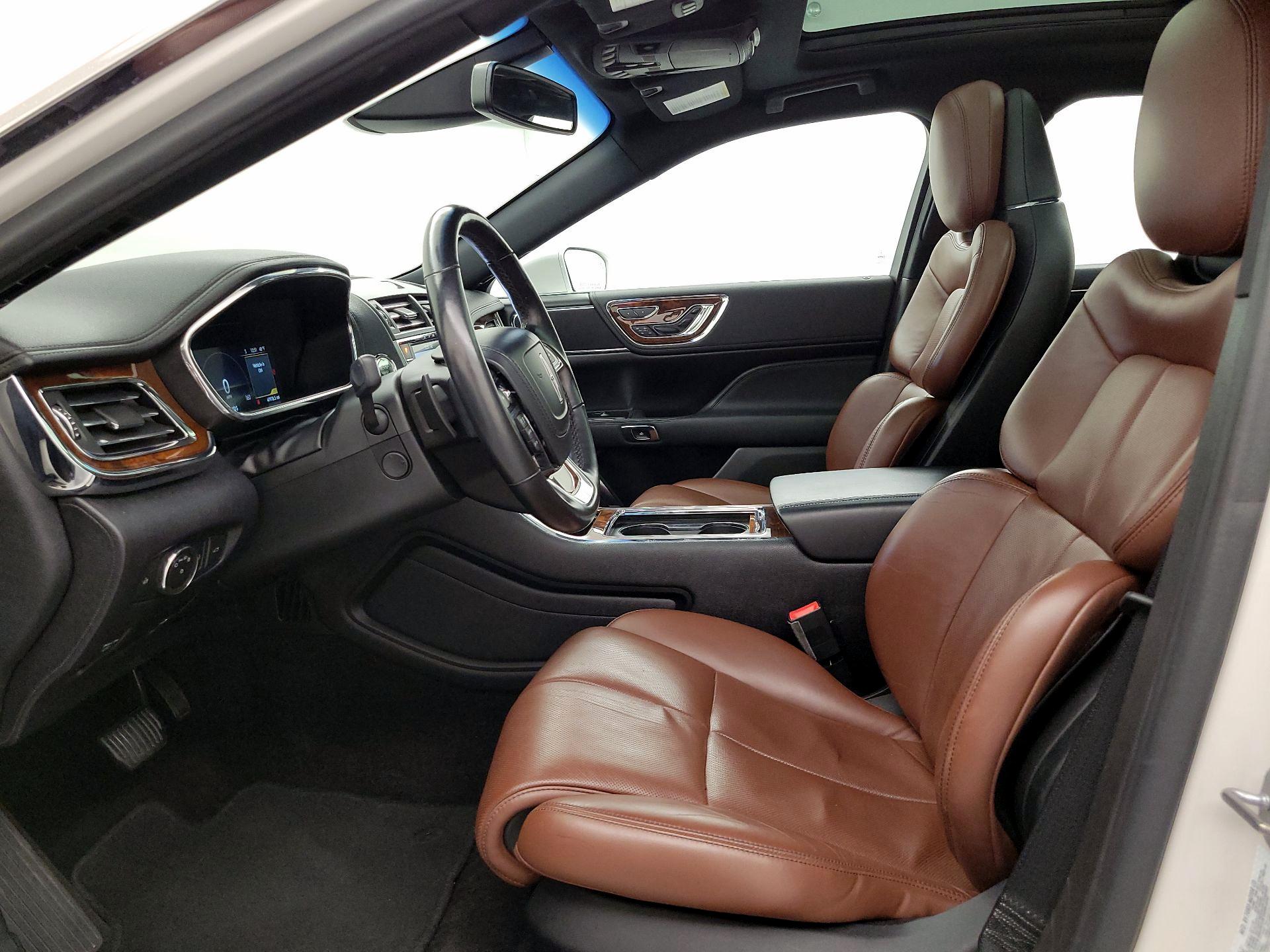 Thumbnail: 2017 Lincoln Continental - 11